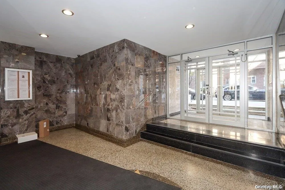 6448 Booth Street, New York, NY, 1 Bedroom Bedrooms, 3 Rooms Rooms,1 BathroomBathrooms,Residential,For Rent,Booth,0,1036591 6448 Booth Street, New York, NY, 1 Bedroom Bedrooms, 3 Rooms Rooms,1 BathroomBathrooms,Residential,For Rent,Booth,0,1036591