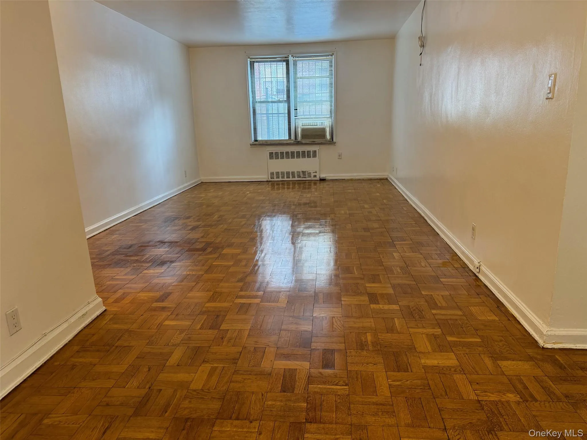 6448 Booth Street, New York, NY, 1 Bedroom Bedrooms, 3 Rooms Rooms,1 BathroomBathrooms,Residential,For Rent,Booth,0,1036591 6448 Booth Street, New York, NY, 1 Bedroom Bedrooms, 3 Rooms Rooms,1 BathroomBathrooms,Residential,For Rent,Booth,0,1036591