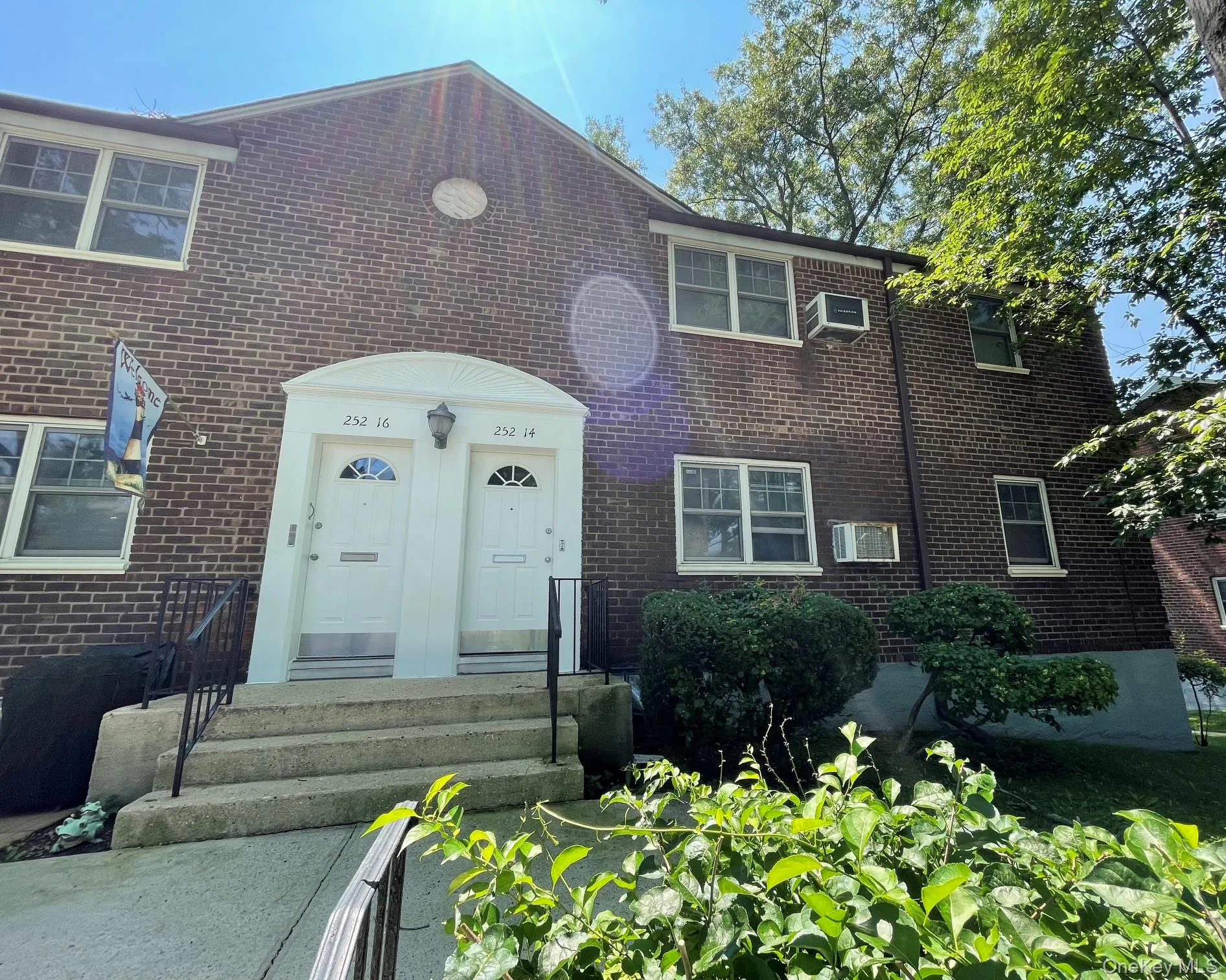 252-14 63rd Avenue, New York, NY, 3 Bedrooms Bedrooms, 6 Rooms Rooms,1 BathroomBathrooms,Residential,For Rent,63rd,0,1036595 252-14 63rd Avenue, New York, NY, 3 Bedrooms Bedrooms, 6 Rooms Rooms,1 BathroomBathrooms,Residential,For Rent,63rd,0,1036595