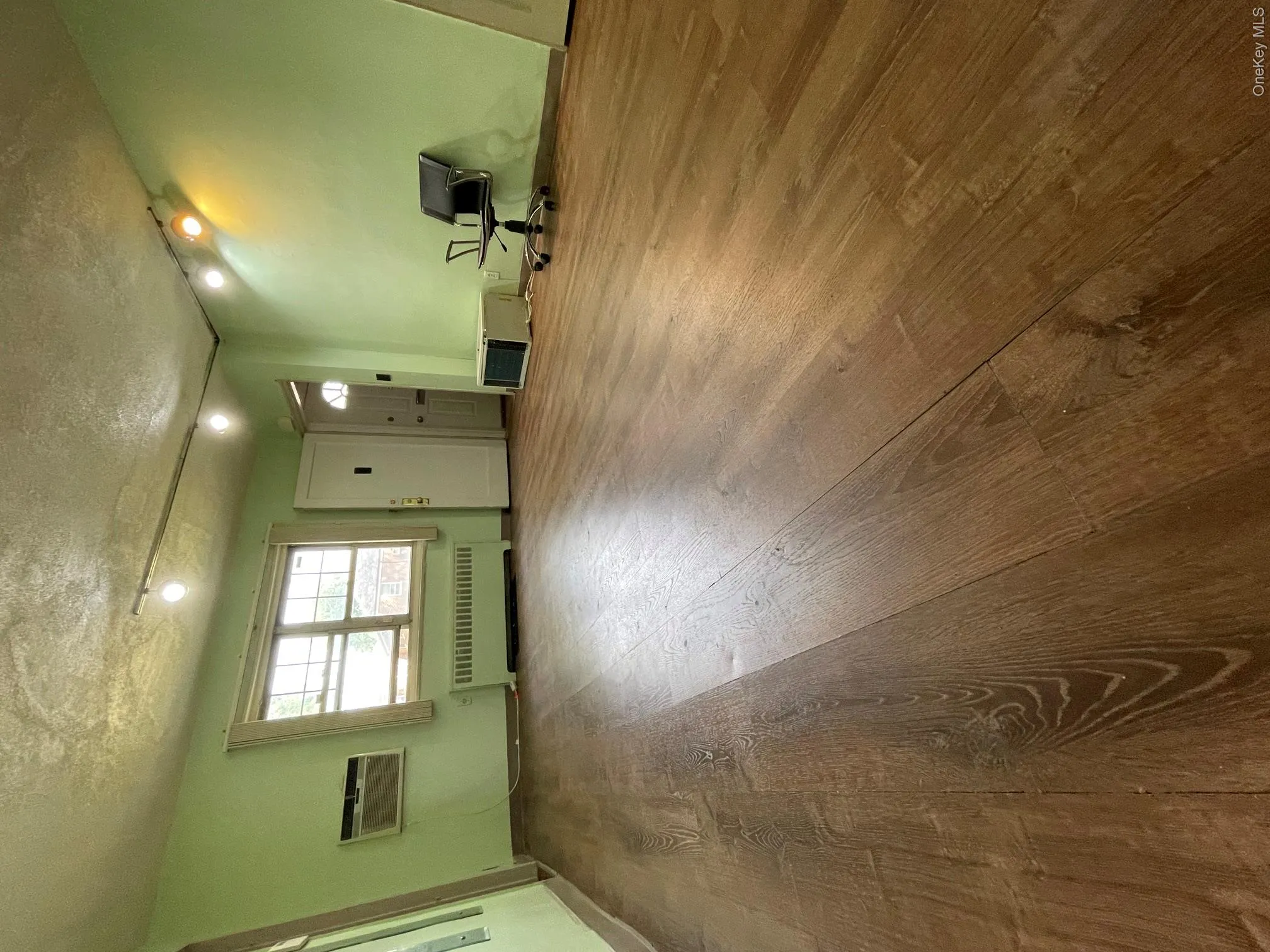 252-14 63rd Avenue, New York, NY, 3 Bedrooms Bedrooms, 6 Rooms Rooms,1 BathroomBathrooms,Residential,For Rent,63rd,0,1036595 252-14 63rd Avenue, New York, NY, 3 Bedrooms Bedrooms, 6 Rooms Rooms,1 BathroomBathrooms,Residential,For Rent,63rd,0,1036595
