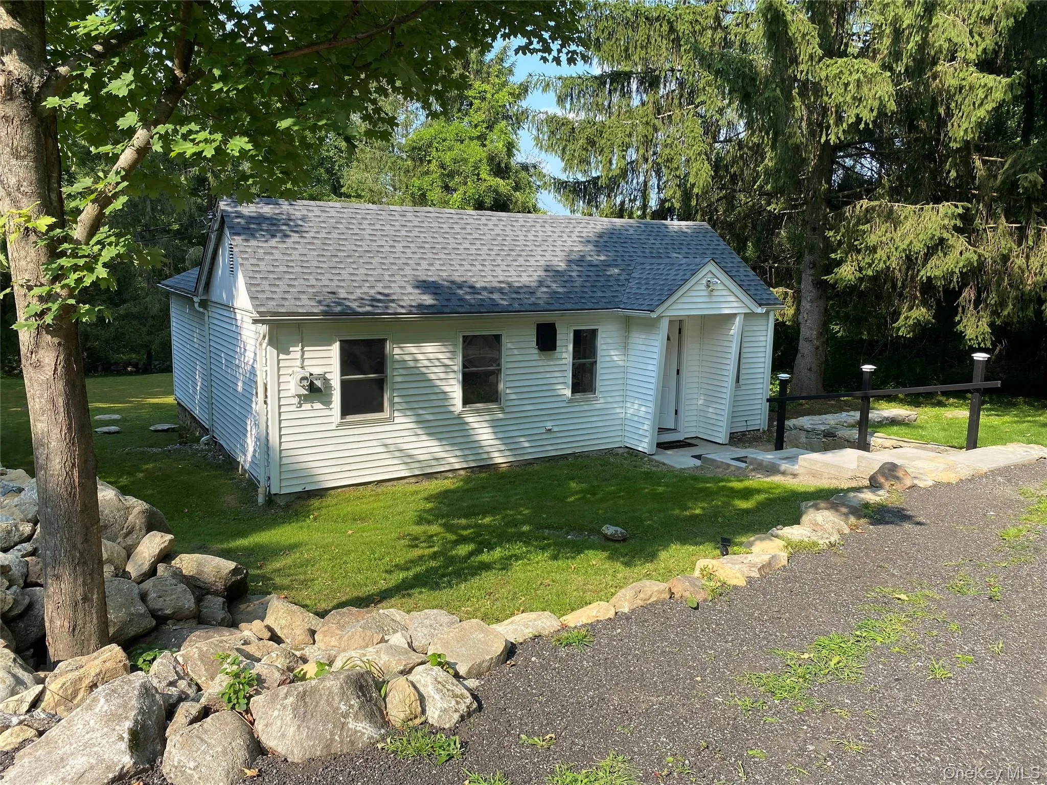 12 Red Brook Road, Carmel, NY, 2 Bedrooms Bedrooms, 4 Rooms Rooms,1 BathroomBathrooms,Residential Lease,For Rent,Red Brook,0,1036598 12 Red Brook Road, Carmel, NY, 2 Bedrooms Bedrooms, 4 Rooms Rooms,1 BathroomBathrooms,Residential Lease,For Rent,Red Brook,0,1036598