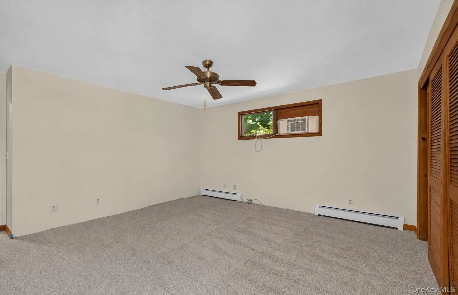 368 Old Dutch Hollow Road, Warwick (town), NY, 2 Bedrooms Bedrooms, 5 Rooms Rooms,1 BathroomBathrooms,Residential,For Rent,Old Dutch Hollow,0,1036599 368 Old Dutch Hollow Road, Warwick (town), NY, 2 Bedrooms Bedrooms, 5 Rooms Rooms,1 BathroomBathrooms,Residential,For Rent,Old Dutch Hollow,0,1036599