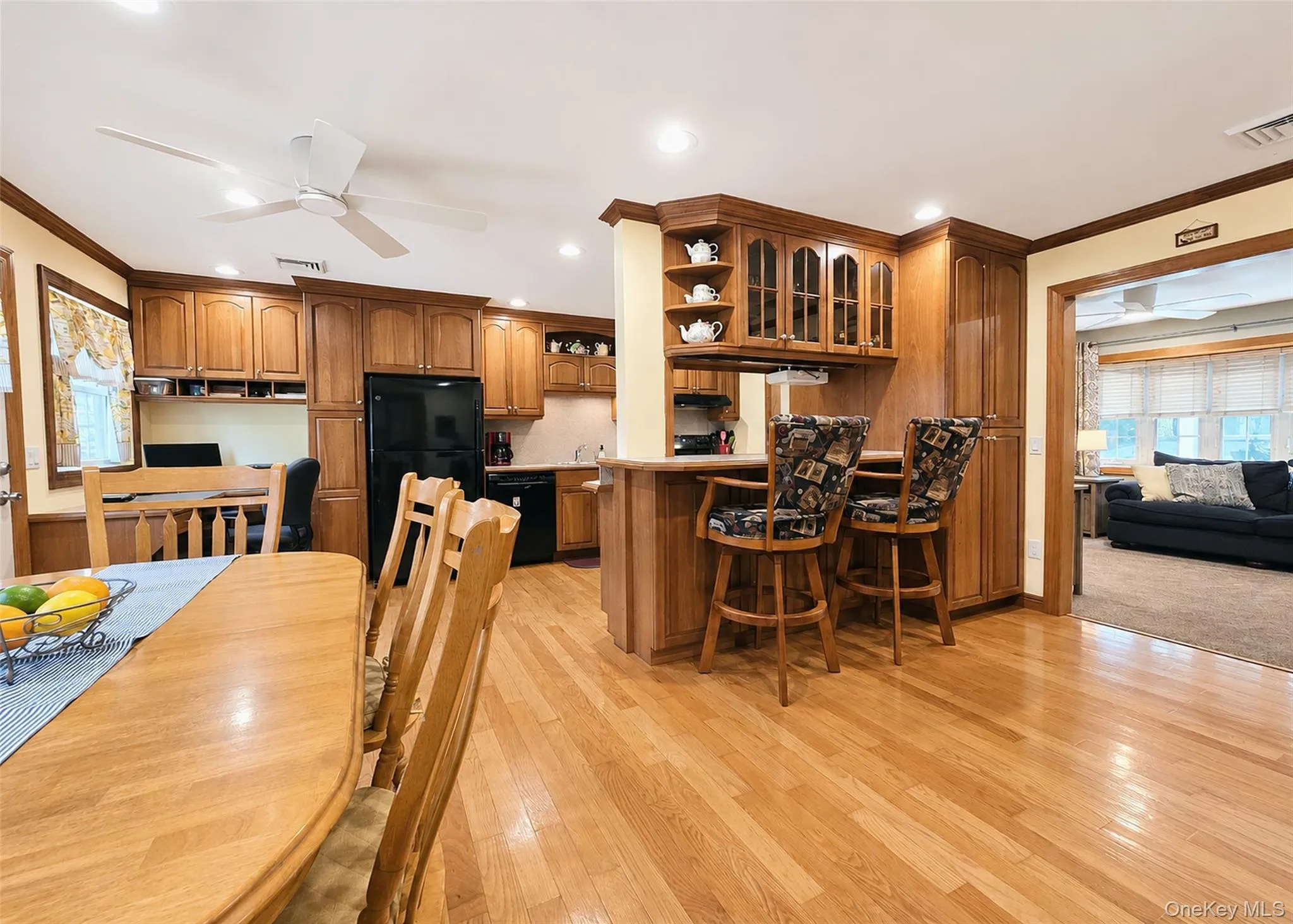 47 March Court, Brookhaven, NY, 3 Bedrooms Bedrooms, 7 Rooms Rooms,2 BathroomsBathrooms,Residential,For Rent,March,0,1036601 47 March Court, Brookhaven, NY, 3 Bedrooms Bedrooms, 7 Rooms Rooms,2 BathroomsBathrooms,Residential,For Rent,March,0,1036601
