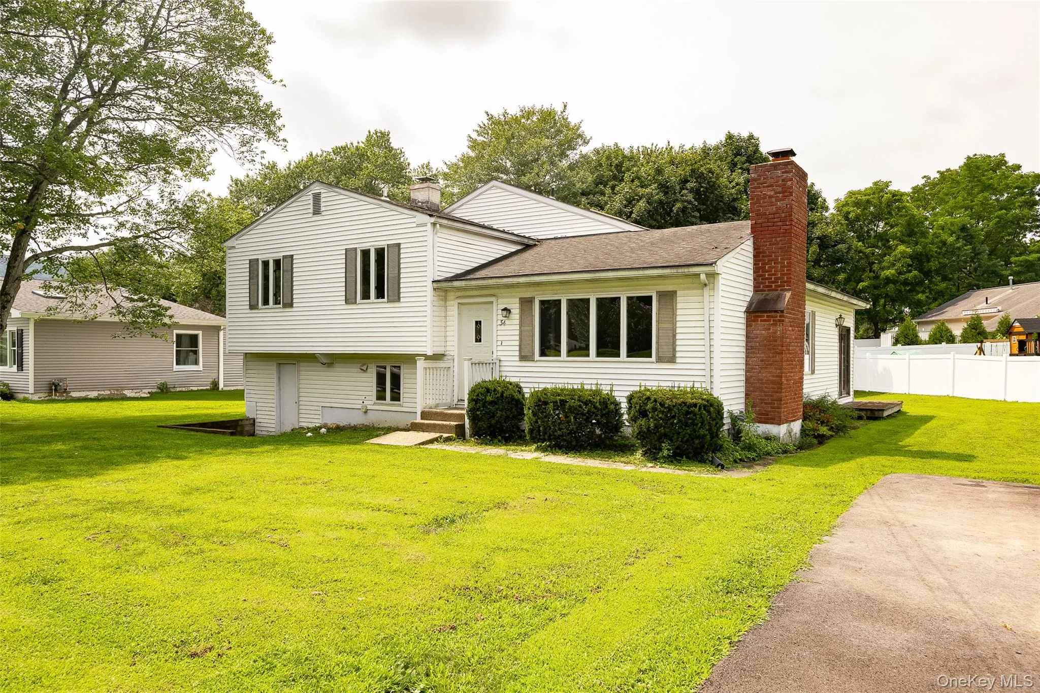 34 Riverview Drive, Fishkill, NY, 3 Bedrooms Bedrooms, 9 Rooms Rooms,2 BathroomsBathrooms,Residential,For Rent,Riverview,0,1036602 34 Riverview Drive, Fishkill, NY, 3 Bedrooms Bedrooms, 9 Rooms Rooms,2 BathroomsBathrooms,Residential,For Rent,Riverview,0,1036602