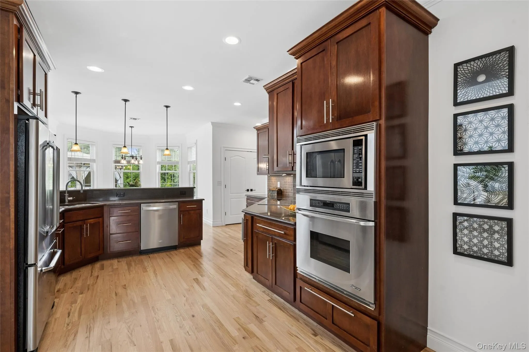80 Alfred Avenue, Riverhead, NY, 5 Bedrooms Bedrooms, 10 Rooms Rooms,4 BathroomsBathrooms,Residential,For Rent,Alfred,0,1036603 80 Alfred Avenue, Riverhead, NY, 5 Bedrooms Bedrooms, 10 Rooms Rooms,4 BathroomsBathrooms,Residential,For Rent,Alfred,0,1036603