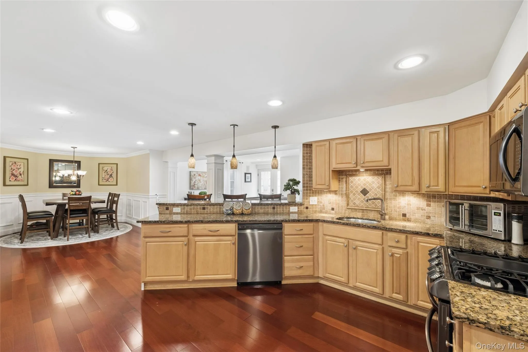 80 Alfred Avenue, Riverhead, NY, 5 Bedrooms Bedrooms, 10 Rooms Rooms,4 BathroomsBathrooms,Residential,For Rent,Alfred,0,1036603 80 Alfred Avenue, Riverhead, NY, 5 Bedrooms Bedrooms, 10 Rooms Rooms,4 BathroomsBathrooms,Residential,For Rent,Alfred,0,1036603