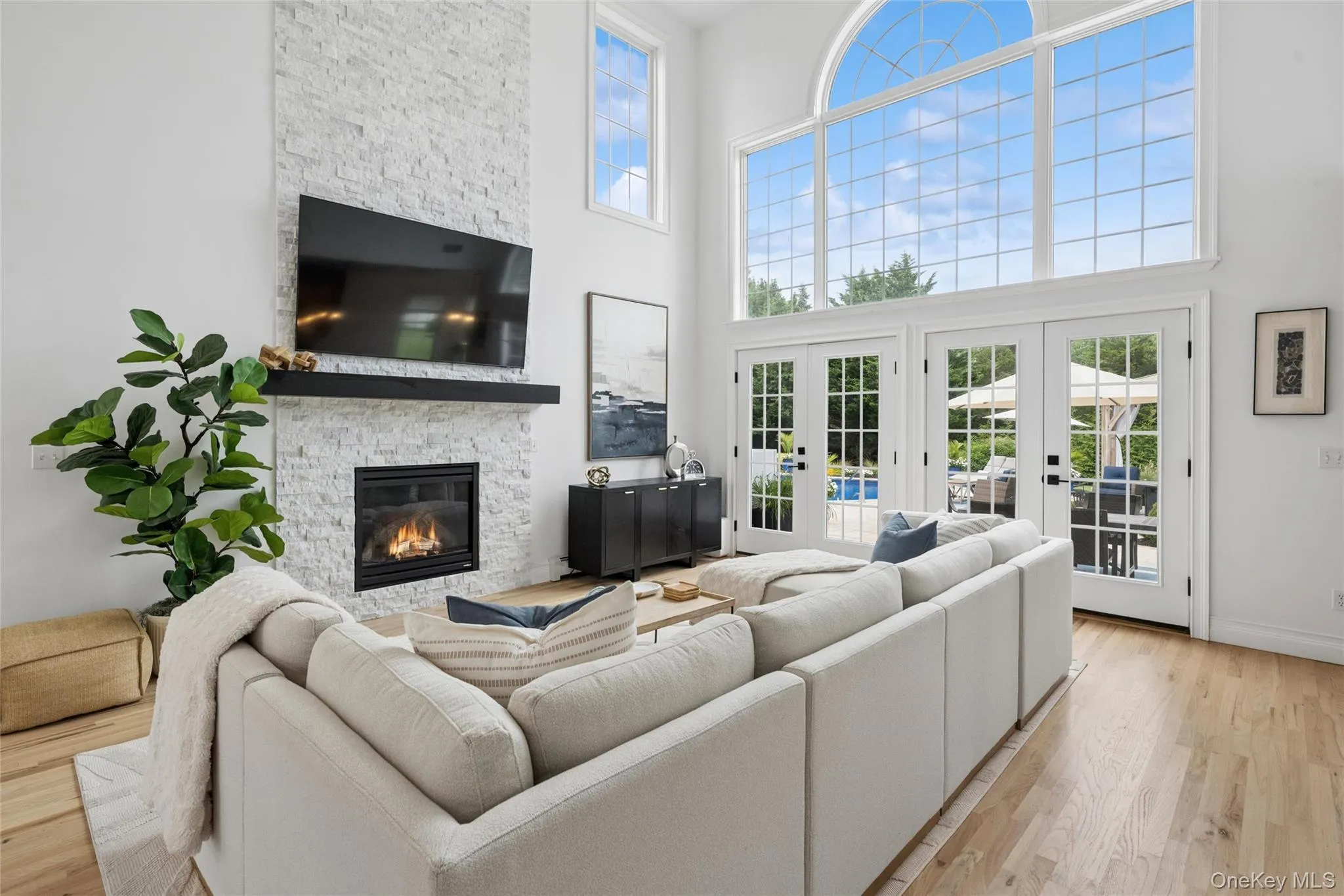 80 Alfred Avenue, Riverhead, NY, 5 Bedrooms Bedrooms, 10 Rooms Rooms,4 BathroomsBathrooms,Residential,For Rent,Alfred,0,1036603 80 Alfred Avenue, Riverhead, NY, 5 Bedrooms Bedrooms, 10 Rooms Rooms,4 BathroomsBathrooms,Residential,For Rent,Alfred,0,1036603