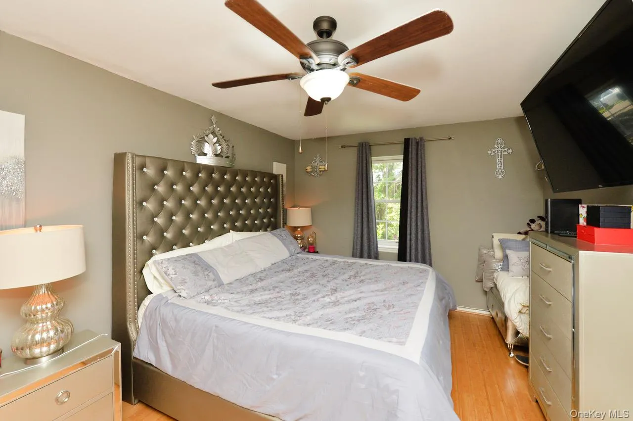 19 Dowd Street, Haverstraw, NY, 5 Bedrooms Bedrooms, 9 Rooms Rooms,3 BathroomsBathrooms,Residential,For Rent,Dowd,0,1036608 19 Dowd Street, Haverstraw, NY, 5 Bedrooms Bedrooms, 9 Rooms Rooms,3 BathroomsBathrooms,Residential,For Rent,Dowd,0,1036608
