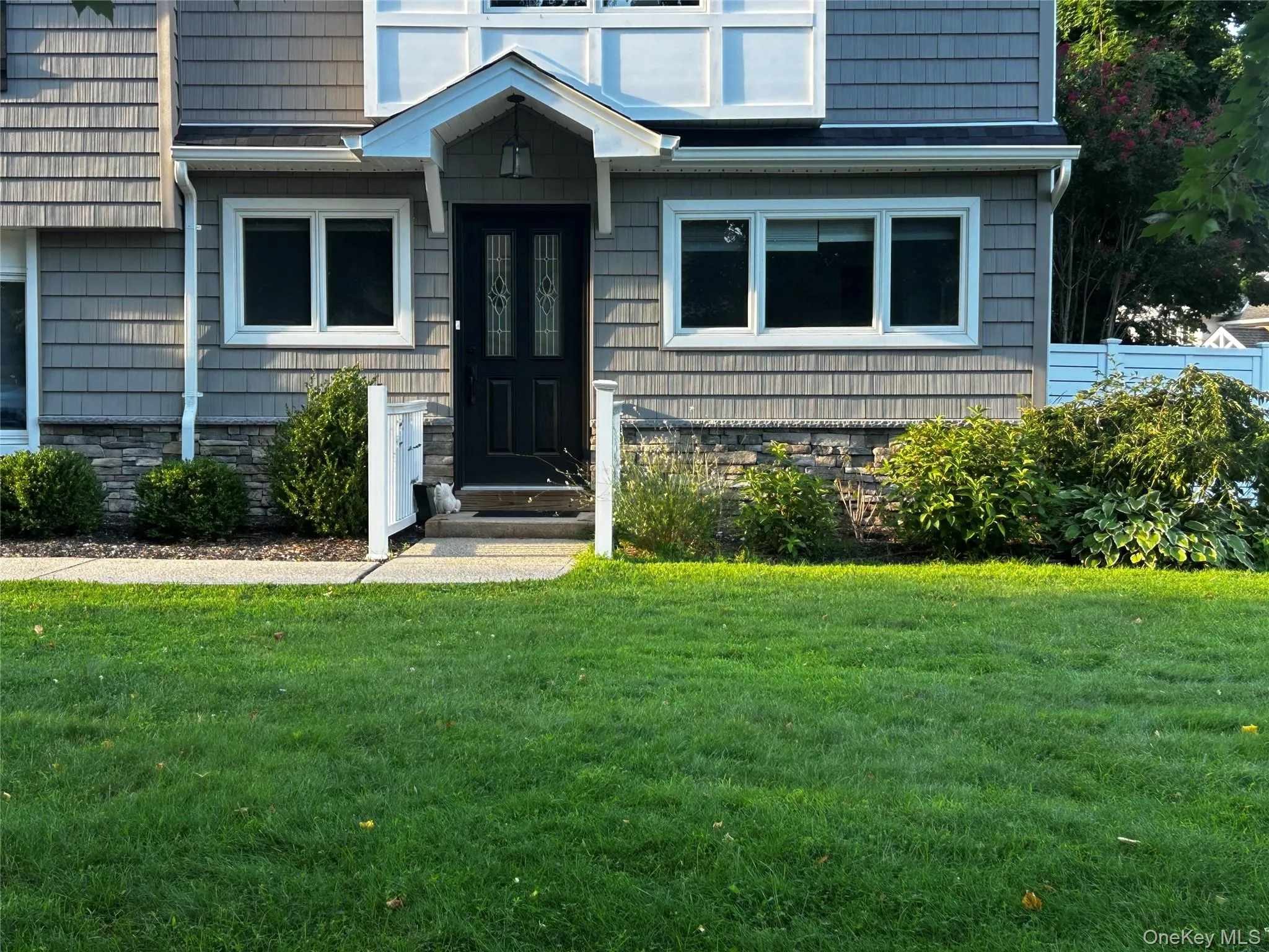 10 Evelyn Drive, Huntington, NY, 1 Bedroom Bedrooms, 3 Rooms Rooms,1 BathroomBathrooms,Residential Lease,For Rent,Evelyn,0,1036610 10 Evelyn Drive, Huntington, NY, 1 Bedroom Bedrooms, 3 Rooms Rooms,1 BathroomBathrooms,Residential Lease,For Rent,Evelyn,0,1036610