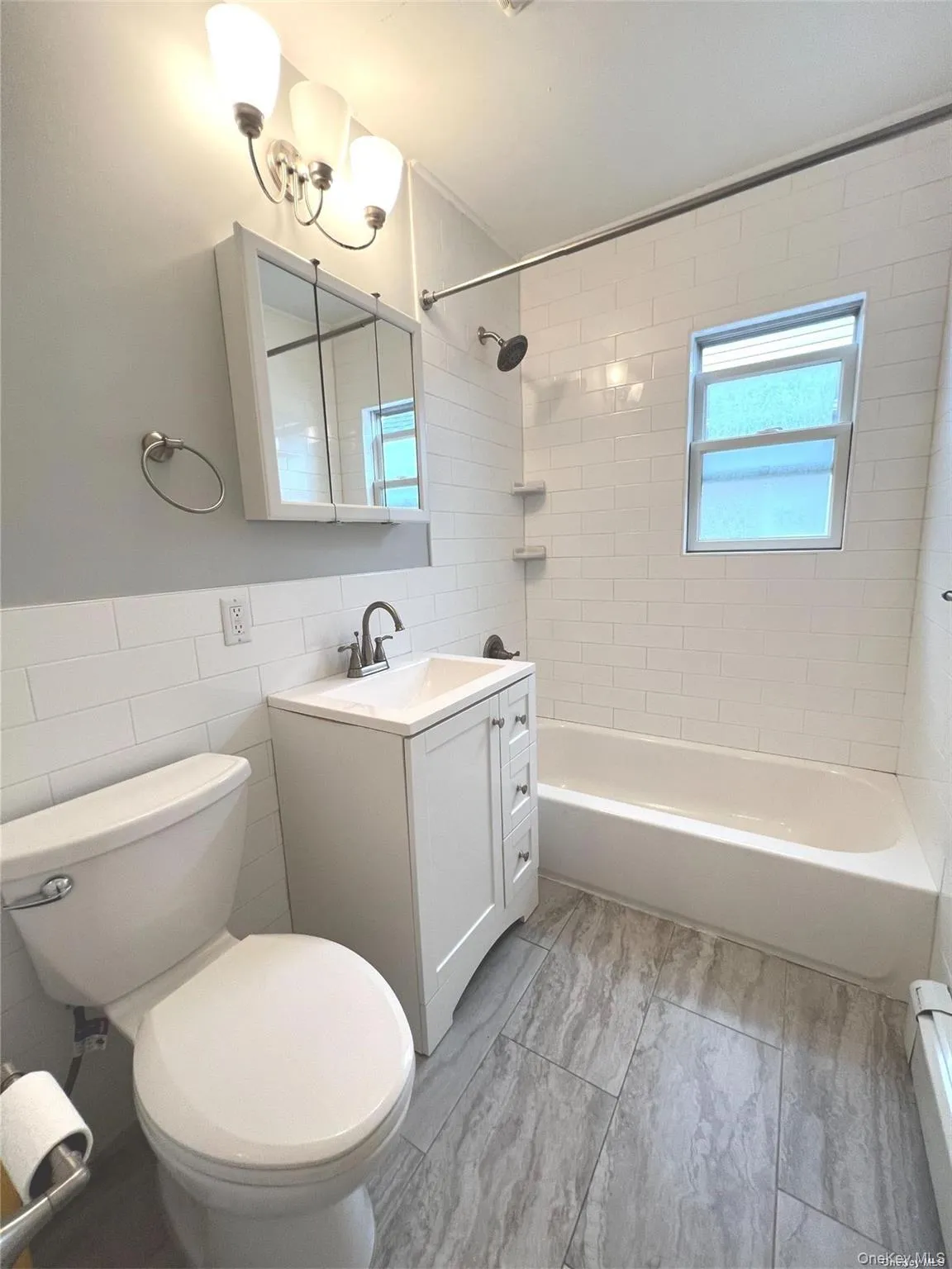 249 Broadway, Long Beach, NY, 3 Bedrooms Bedrooms, 5 Rooms Rooms,1 BathroomBathrooms,Residential Lease,For Rent,Broadway,0,1036612 249 Broadway, Long Beach, NY, 3 Bedrooms Bedrooms, 5 Rooms Rooms,1 BathroomBathrooms,Residential Lease,For Rent,Broadway,0,1036612