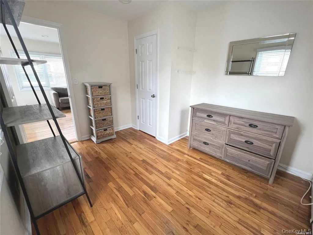 249 Broadway, Long Beach, NY, 3 Bedroom Bedrooms, 5 Room Rooms,1 BathroomBathrooms,Residential Lease,For Rent,Broadway,0,1036612 249 Broadway, Long Beach, NY, 3 Bedroom Bedrooms, 5 Room Rooms,1 BathroomBathrooms,Residential Lease,For Rent,Broadway,0,1036612