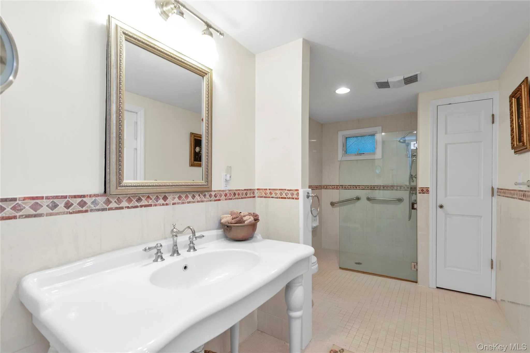 4 Dairy Drive, Glen Cove, NY, 4 Bedrooms Bedrooms, 9 Rooms Rooms,4 BathroomsBathrooms,Residential,For Rent,Dairy,0,1036614 4 Dairy Drive, Glen Cove, NY, 4 Bedrooms Bedrooms, 9 Rooms Rooms,4 BathroomsBathrooms,Residential,For Rent,Dairy,0,1036614