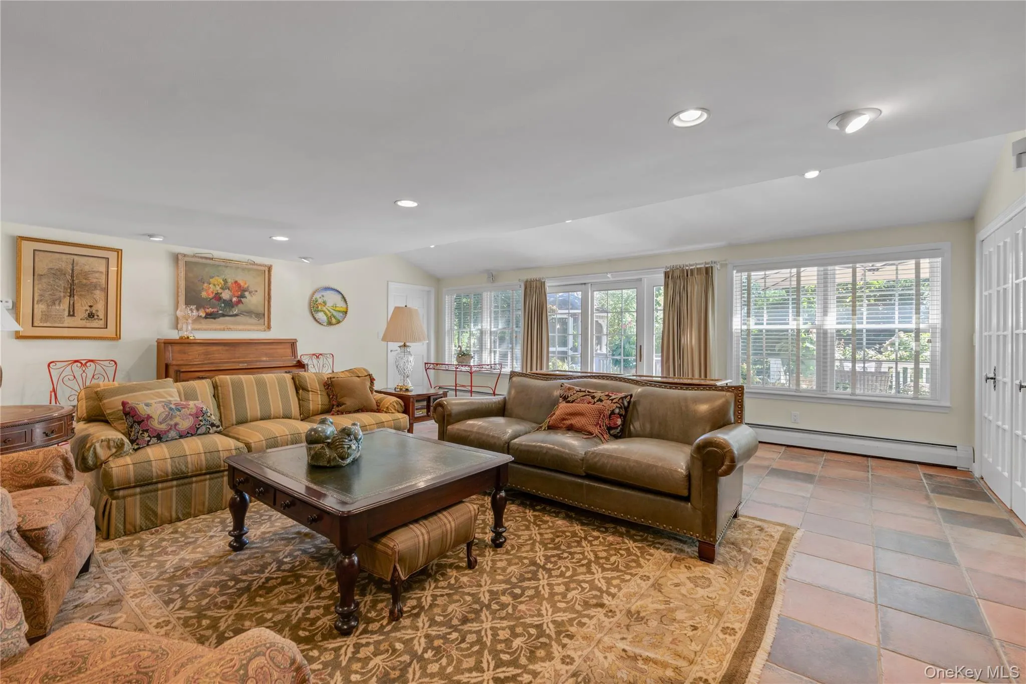 4 Dairy Drive, Glen Cove, NY, 4 Bedrooms Bedrooms, 9 Rooms Rooms,4 BathroomsBathrooms,Residential,For Rent,Dairy,0,1036614 4 Dairy Drive, Glen Cove, NY, 4 Bedrooms Bedrooms, 9 Rooms Rooms,4 BathroomsBathrooms,Residential,For Rent,Dairy,0,1036614