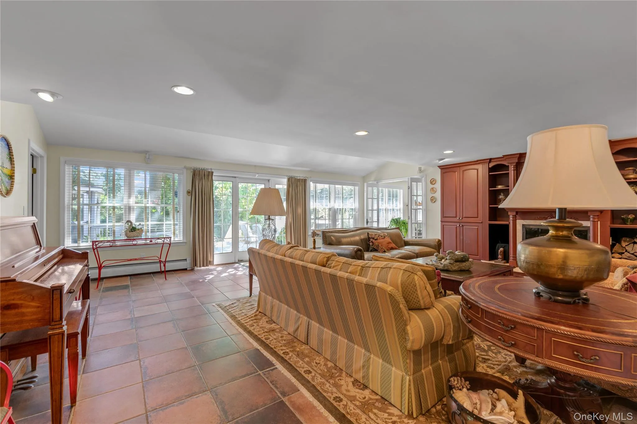 4 Dairy Drive, Glen Cove, NY, 4 Bedrooms Bedrooms, 9 Rooms Rooms,4 BathroomsBathrooms,Residential,For Rent,Dairy,0,1036614 4 Dairy Drive, Glen Cove, NY, 4 Bedrooms Bedrooms, 9 Rooms Rooms,4 BathroomsBathrooms,Residential,For Rent,Dairy,0,1036614