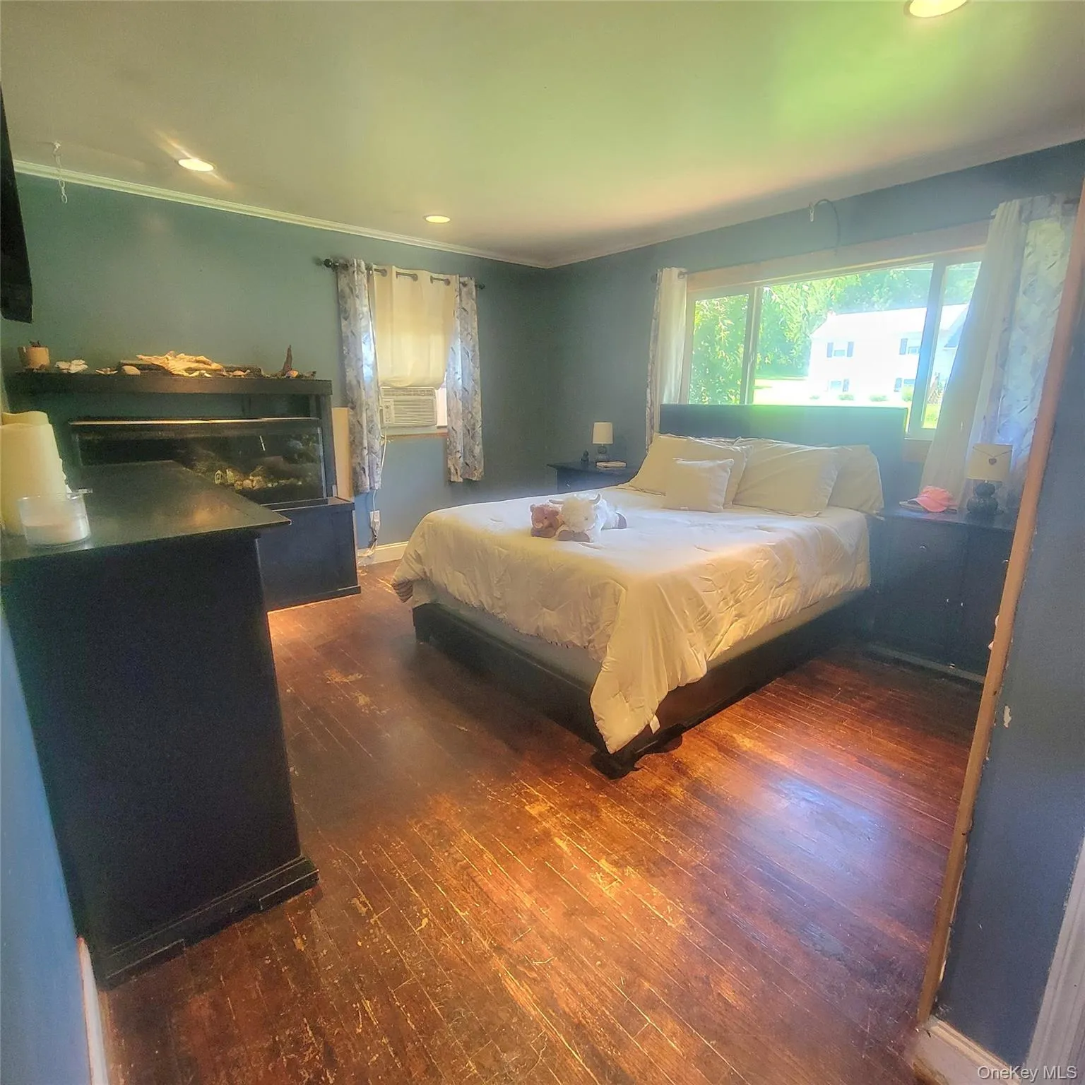 Master Bedroom Master Bedroom