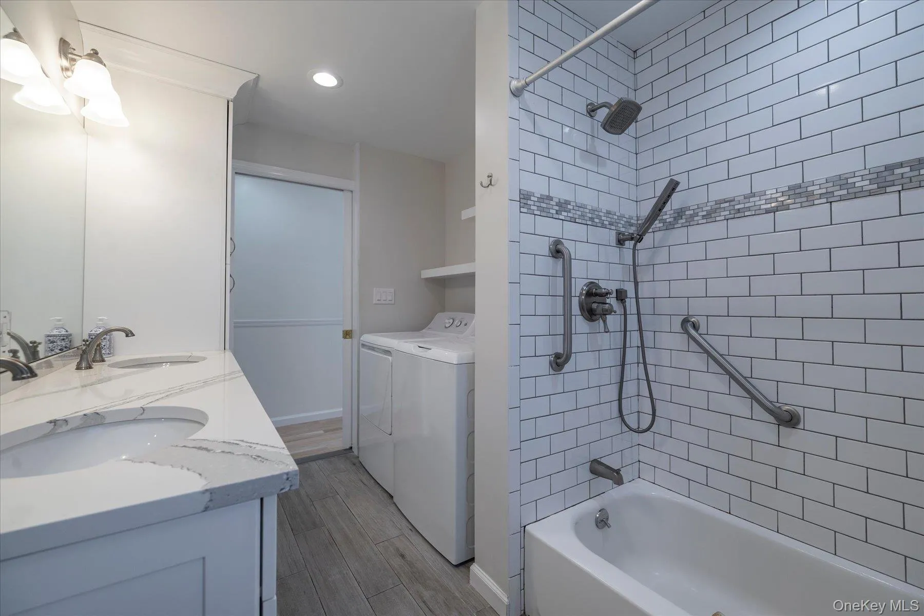 94 Centre Avenue, Hempstead, NY, 3 Bedrooms Bedrooms, 5 Rooms Rooms,1 BathroomBathrooms,Residential Lease,For Rent,Centre,0,1036617 94 Centre Avenue, Hempstead, NY, 3 Bedrooms Bedrooms, 5 Rooms Rooms,1 BathroomBathrooms,Residential Lease,For Rent,Centre,0,1036617
