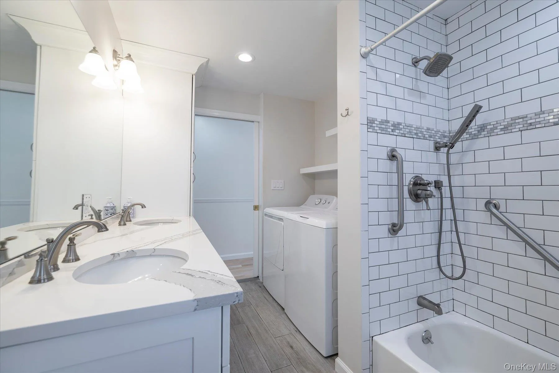 94 Centre Avenue, Hempstead, NY, 3 Bedrooms Bedrooms, 5 Rooms Rooms,1 BathroomBathrooms,Residential Lease,For Rent,Centre,0,1036617 94 Centre Avenue, Hempstead, NY, 3 Bedrooms Bedrooms, 5 Rooms Rooms,1 BathroomBathrooms,Residential Lease,For Rent,Centre,0,1036617