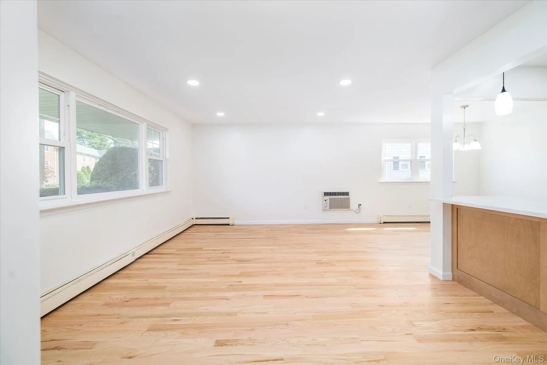 94 Centre Avenue, Hempstead, NY, 3 Bedrooms Bedrooms, 5 Rooms Rooms,1 BathroomBathrooms,Residential Lease,For Rent,Centre,0,1036617 94 Centre Avenue, Hempstead, NY, 3 Bedrooms Bedrooms, 5 Rooms Rooms,1 BathroomBathrooms,Residential Lease,For Rent,Centre,0,1036617