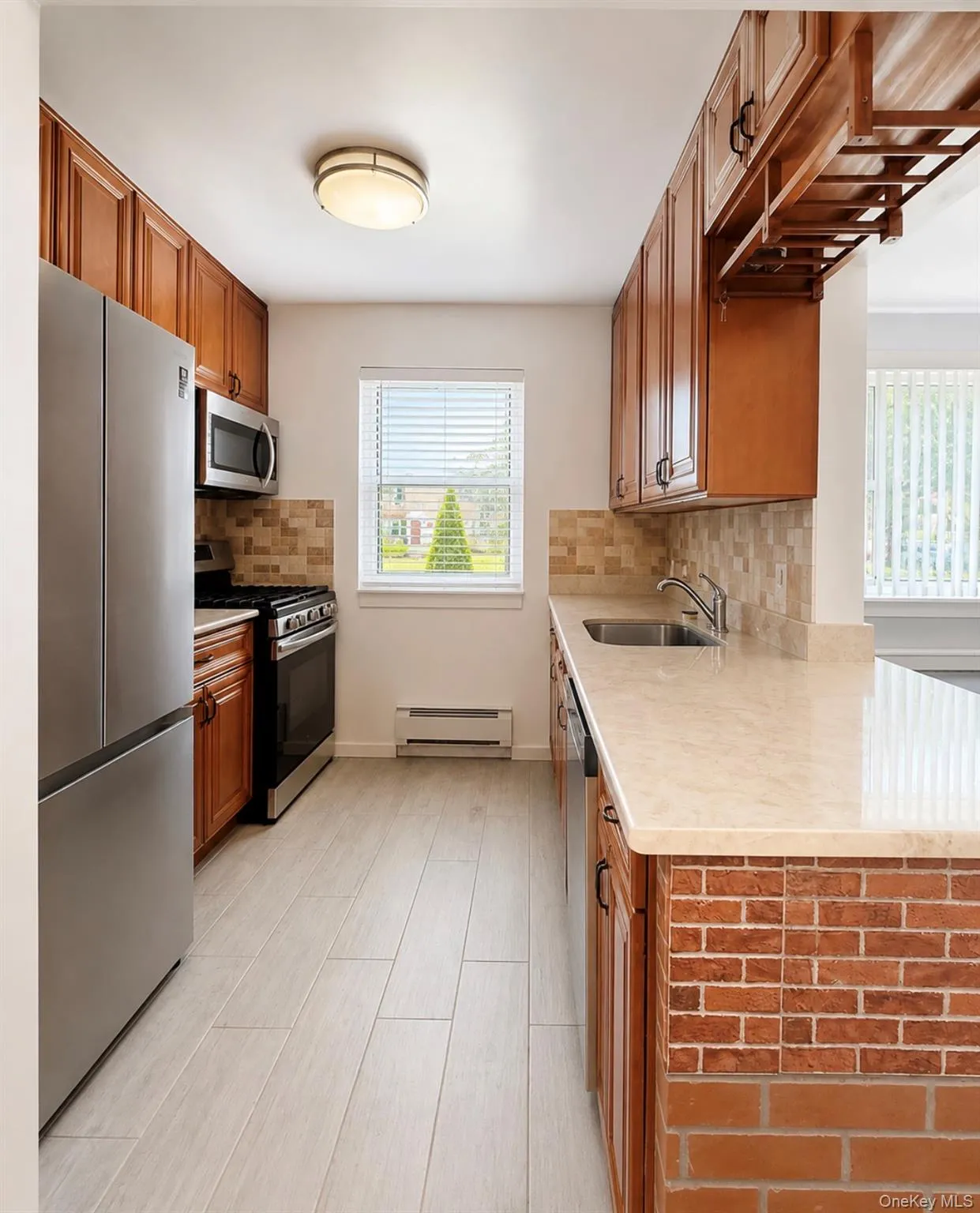 15054 Melbourne Avenue, New York, NY, 1 Bedroom Bedrooms, 4 Rooms Rooms,1 BathroomBathrooms,Residential,For Rent,Melbourne,0,1036623 15054 Melbourne Avenue, New York, NY, 1 Bedroom Bedrooms, 4 Rooms Rooms,1 BathroomBathrooms,Residential,For Rent,Melbourne,0,1036623