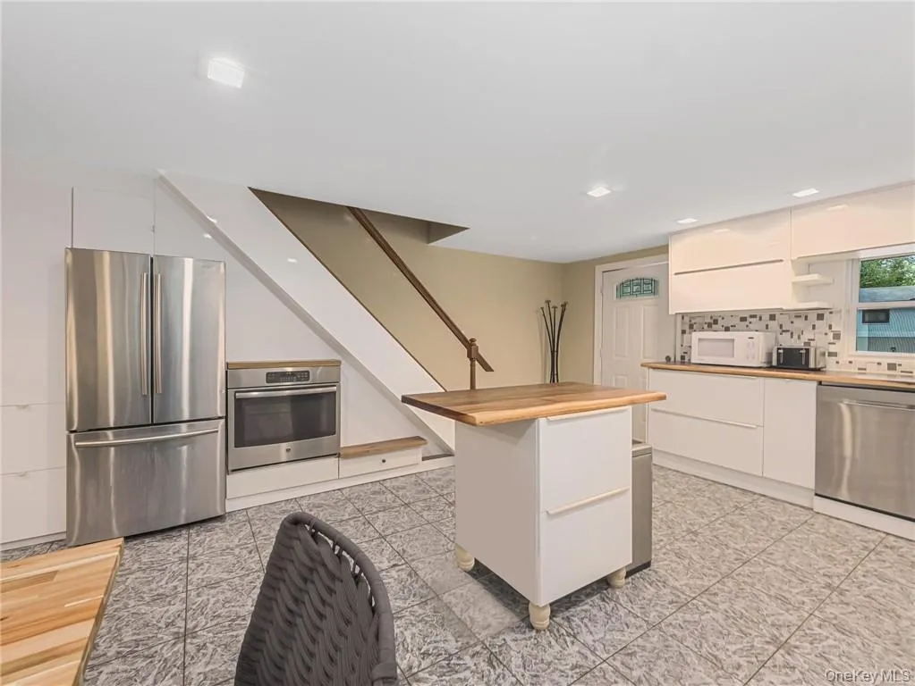 2 Hollowaty Kosak Road, Lumberland, NY, 3 Bedrooms Bedrooms, 8 Rooms Rooms,2 BathroomsBathrooms,Residential,For Rent,Hollowaty Kosak,0,1036624 2 Hollowaty Kosak Road, Lumberland, NY, 3 Bedrooms Bedrooms, 8 Rooms Rooms,2 BathroomsBathrooms,Residential,For Rent,Hollowaty Kosak,0,1036624