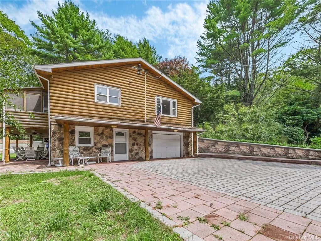 2 Hollowaty Kosak Road, Lumberland, NY, 3 Bedrooms Bedrooms, 8 Rooms Rooms,2 BathroomsBathrooms,Residential,For Rent,Hollowaty Kosak,0,1036624 2 Hollowaty Kosak Road, Lumberland, NY, 3 Bedrooms Bedrooms, 8 Rooms Rooms,2 BathroomsBathrooms,Residential,For Rent,Hollowaty Kosak,0,1036624