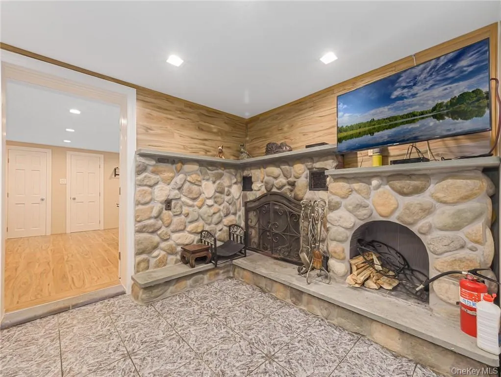 2 Hollowaty Kosak Road, Lumberland, NY, 3 Bedrooms Bedrooms, 8 Rooms Rooms,2 BathroomsBathrooms,Residential,For Rent,Hollowaty Kosak,0,1036624 2 Hollowaty Kosak Road, Lumberland, NY, 3 Bedrooms Bedrooms, 8 Rooms Rooms,2 BathroomsBathrooms,Residential,For Rent,Hollowaty Kosak,0,1036624