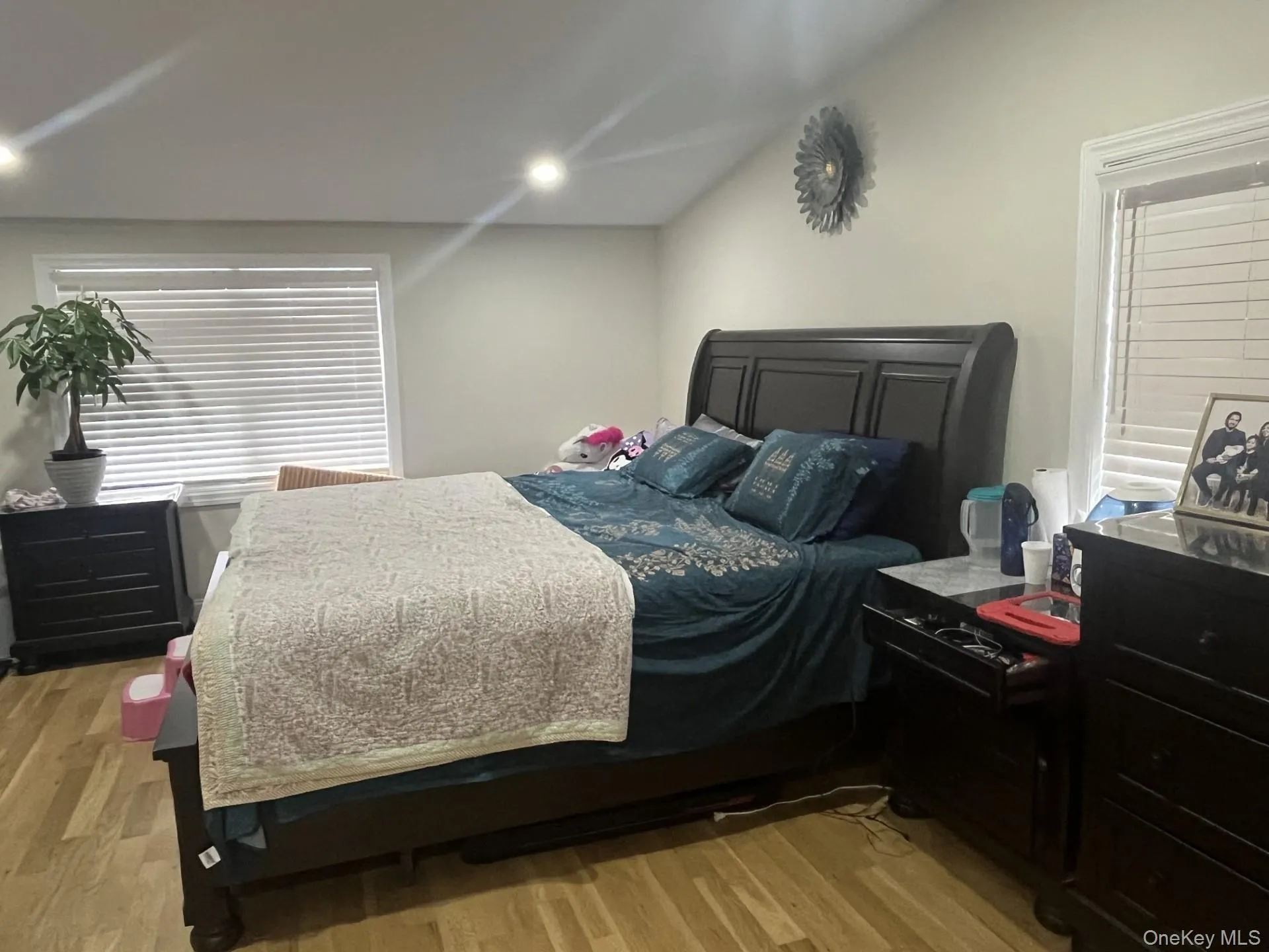 83 Woodbine Drive, Oyster Bay, NY, 4 Bedrooms Bedrooms, 8 Rooms Rooms,3 BathroomsBathrooms,Residential Lease,For Rent,Woodbine,0,1036625 83 Woodbine Drive, Oyster Bay, NY, 4 Bedrooms Bedrooms, 8 Rooms Rooms,3 BathroomsBathrooms,Residential Lease,For Rent,Woodbine,0,1036625