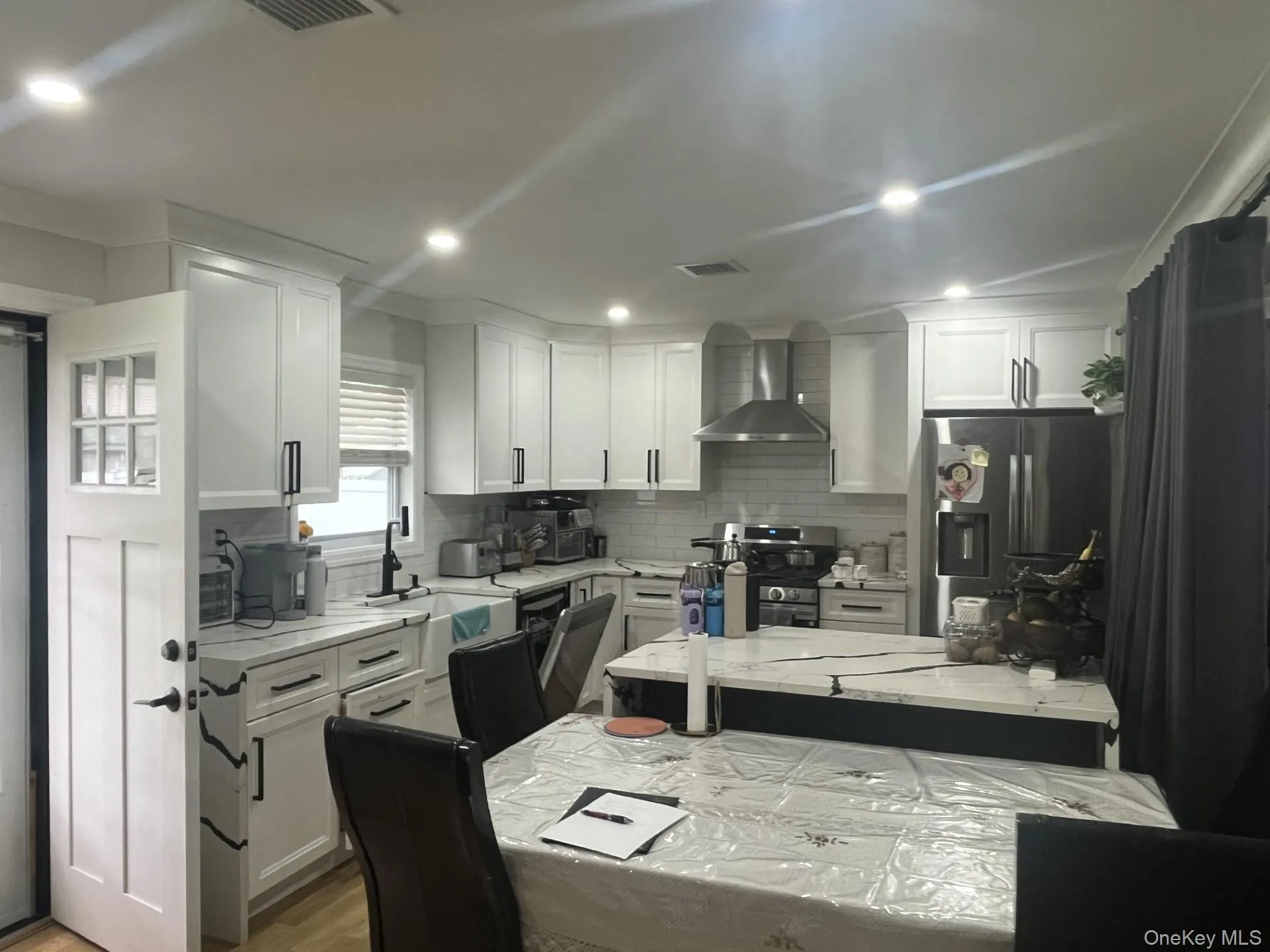 83 Woodbine Drive, Oyster Bay, NY, 4 Bedrooms Bedrooms, 8 Rooms Rooms,3 BathroomsBathrooms,Residential Lease,For Rent,Woodbine,0,1036625 83 Woodbine Drive, Oyster Bay, NY, 4 Bedrooms Bedrooms, 8 Rooms Rooms,3 BathroomsBathrooms,Residential Lease,For Rent,Woodbine,0,1036625