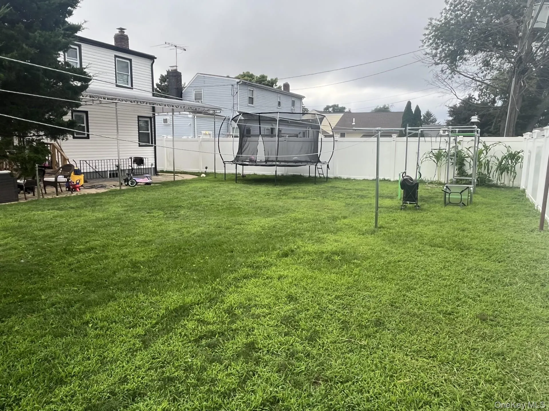 83 Woodbine Drive, Oyster Bay, NY, 4 Bedrooms Bedrooms, 8 Rooms Rooms,3 BathroomsBathrooms,Residential Lease,For Rent,Woodbine,0,1036625 83 Woodbine Drive, Oyster Bay, NY, 4 Bedrooms Bedrooms, 8 Rooms Rooms,3 BathroomsBathrooms,Residential Lease,For Rent,Woodbine,0,1036625