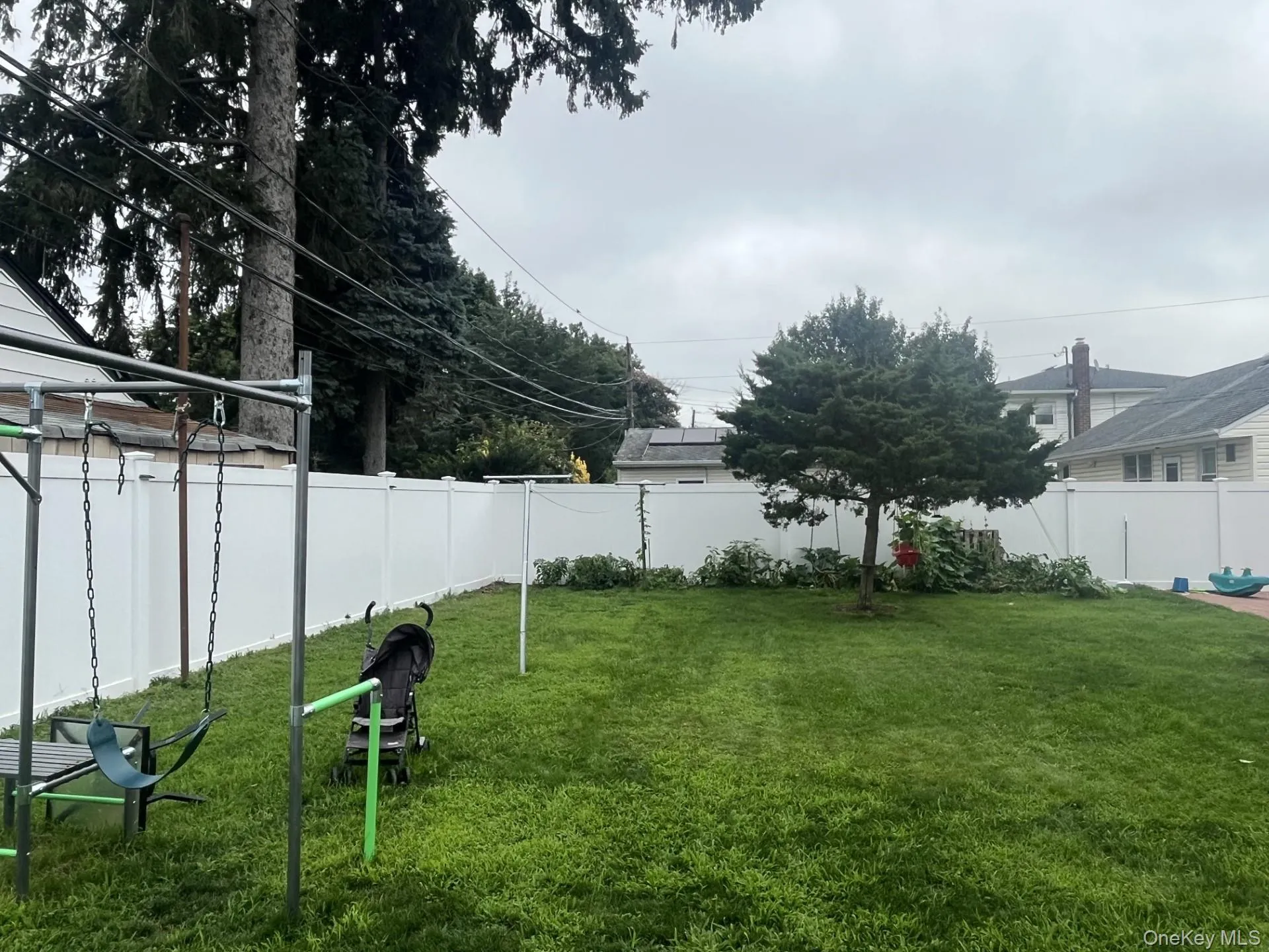 83 Woodbine Drive, Oyster Bay, NY, 4 Bedrooms Bedrooms, 8 Rooms Rooms,3 BathroomsBathrooms,Residential Lease,For Rent,Woodbine,0,1036625 83 Woodbine Drive, Oyster Bay, NY, 4 Bedrooms Bedrooms, 8 Rooms Rooms,3 BathroomsBathrooms,Residential Lease,For Rent,Woodbine,0,1036625