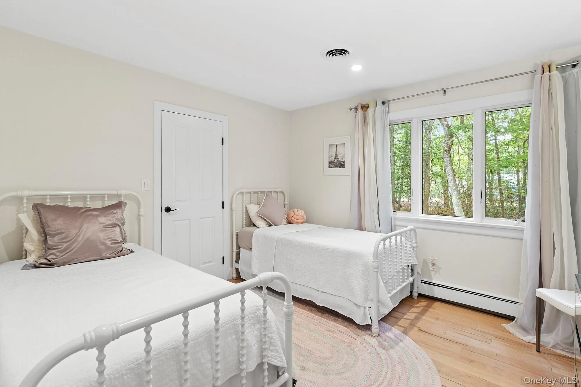 2723 Deerfield Road, Southampton, NY, 3 Bedrooms Bedrooms, 5 Rooms Rooms,3 BathroomsBathrooms,Residential,For Rent,Deerfield,0,1036626 2723 Deerfield Road, Southampton, NY, 3 Bedrooms Bedrooms, 5 Rooms Rooms,3 BathroomsBathrooms,Residential,For Rent,Deerfield,0,1036626