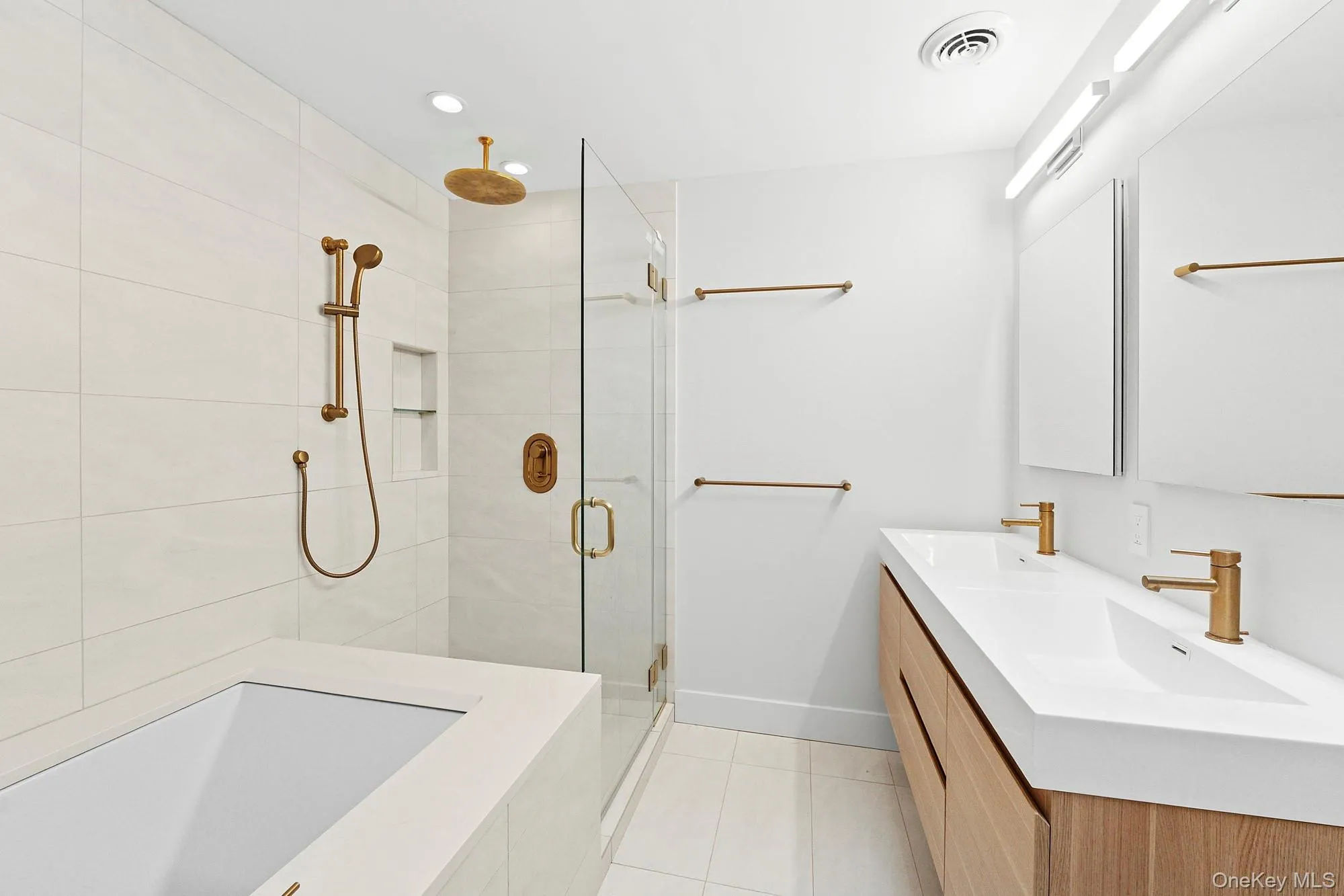 2723 Deerfield Road, Southampton, NY, 3 Bedrooms Bedrooms, 5 Rooms Rooms,3 BathroomsBathrooms,Residential,For Rent,Deerfield,0,1036626 2723 Deerfield Road, Southampton, NY, 3 Bedrooms Bedrooms, 5 Rooms Rooms,3 BathroomsBathrooms,Residential,For Rent,Deerfield,0,1036626