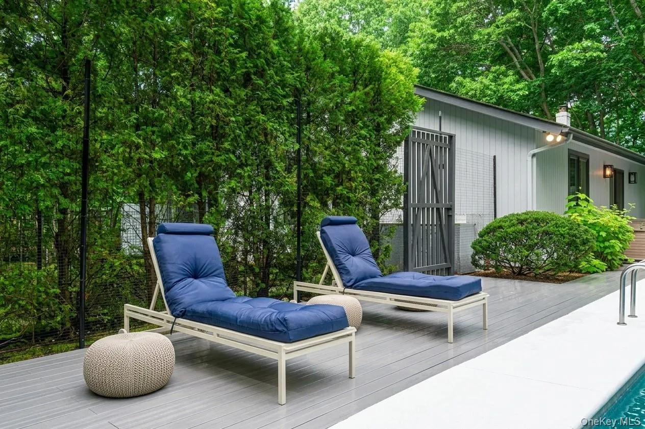 2723 Deerfield Road, Southampton, NY, 3 Bedrooms Bedrooms, 5 Rooms Rooms,3 BathroomsBathrooms,Residential,For Rent,Deerfield,0,1036626 2723 Deerfield Road, Southampton, NY, 3 Bedrooms Bedrooms, 5 Rooms Rooms,3 BathroomsBathrooms,Residential,For Rent,Deerfield,0,1036626