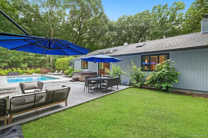 2723 Deerfield Road, Southampton, New York 11963