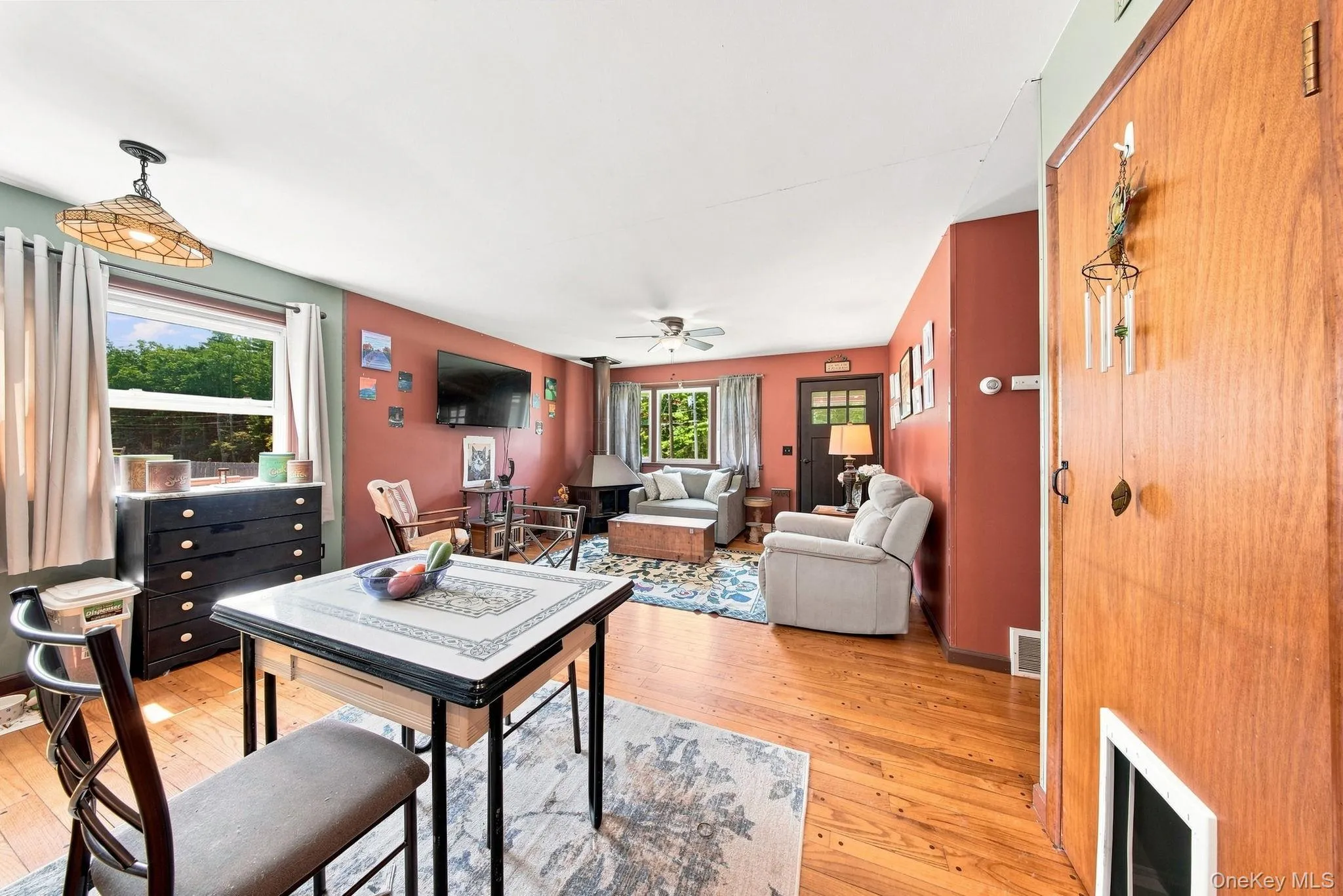 174 Taras Shevchenko Road, Lumberland, NY, 3 Bedrooms Bedrooms, 5 Rooms Rooms,1 BathroomBathrooms,Residential,For Rent,Taras Shevchenko,0,1036627 174 Taras Shevchenko Road, Lumberland, NY, 3 Bedrooms Bedrooms, 5 Rooms Rooms,1 BathroomBathrooms,Residential,For Rent,Taras Shevchenko,0,1036627