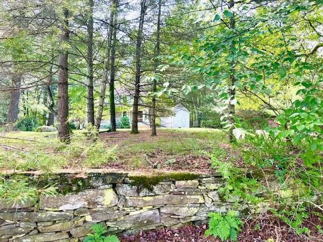 Stone Walls Stone Walls