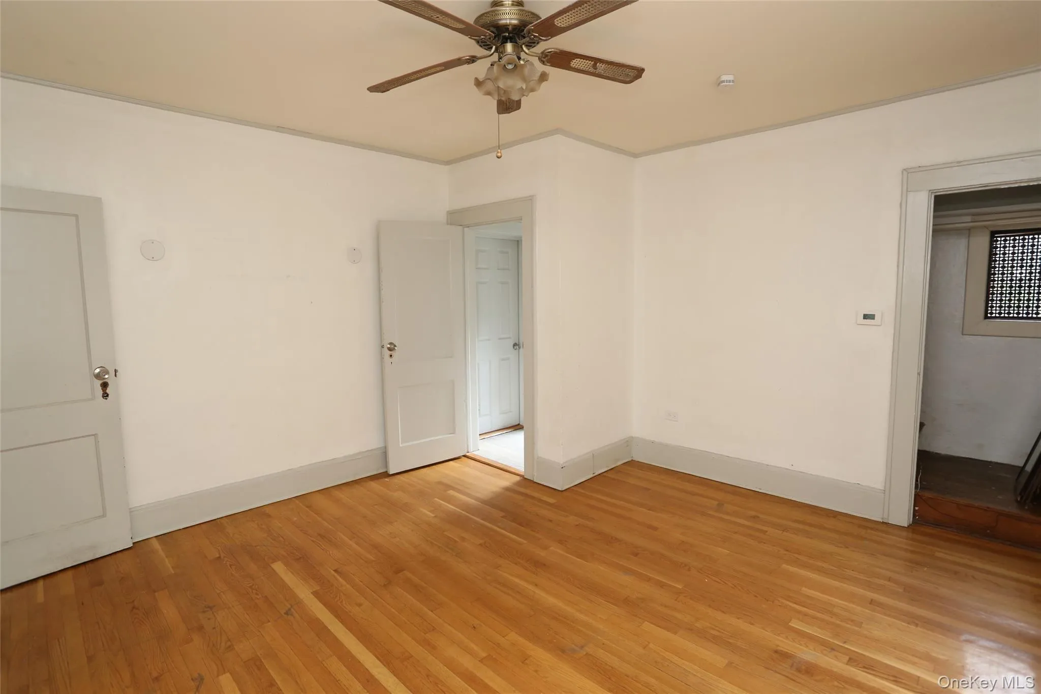 1 Sunset Drive, Ramapo, NY, 7 Bedrooms Bedrooms, 9 Rooms Rooms,3 BathroomsBathrooms,Residential,For Rent,Sunset,0,1036633 1 Sunset Drive, Ramapo, NY, 7 Bedrooms Bedrooms, 9 Rooms Rooms,3 BathroomsBathrooms,Residential,For Rent,Sunset,0,1036633