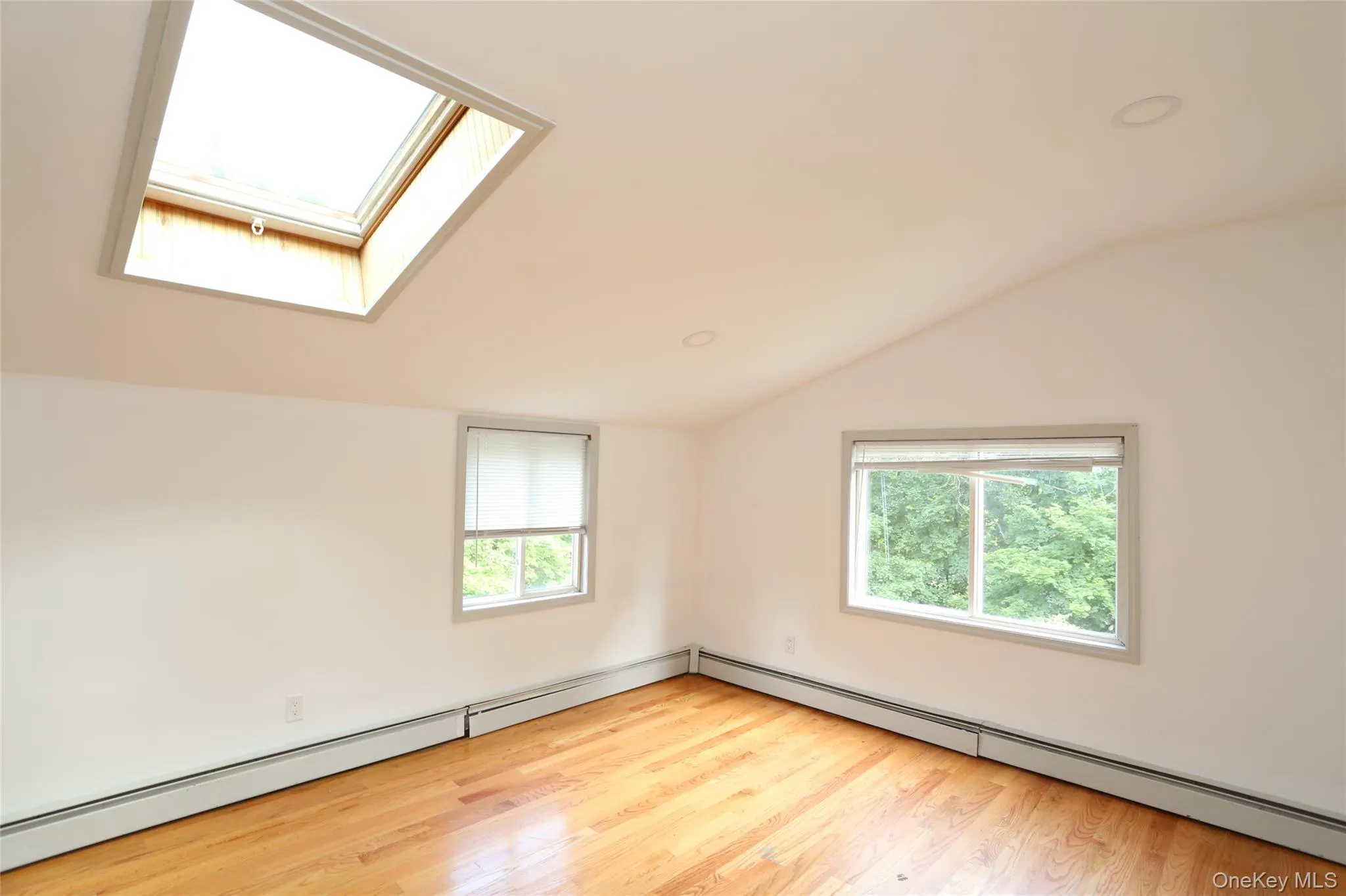 1 Sunset Drive, Ramapo, NY, 7 Bedrooms Bedrooms, 9 Rooms Rooms,3 BathroomsBathrooms,Residential,For Rent,Sunset,0,1036633 1 Sunset Drive, Ramapo, NY, 7 Bedrooms Bedrooms, 9 Rooms Rooms,3 BathroomsBathrooms,Residential,For Rent,Sunset,0,1036633