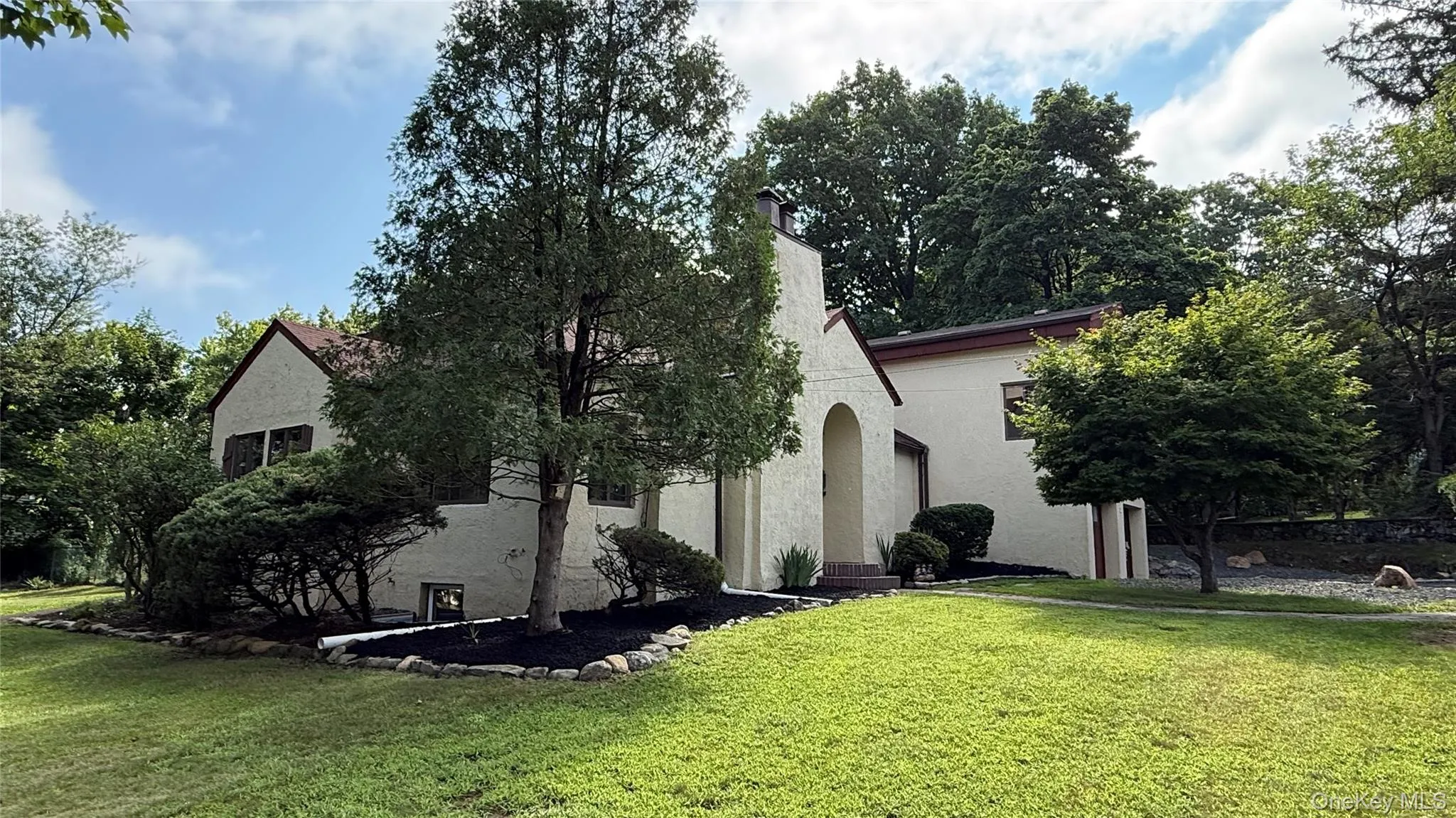 1 Sunset Drive, Ramapo, NY, 7 Bedrooms Bedrooms, 9 Rooms Rooms,3 BathroomsBathrooms,Residential,For Rent,Sunset,0,1036633 1 Sunset Drive, Ramapo, NY, 7 Bedrooms Bedrooms, 9 Rooms Rooms,3 BathroomsBathrooms,Residential,For Rent,Sunset,0,1036633