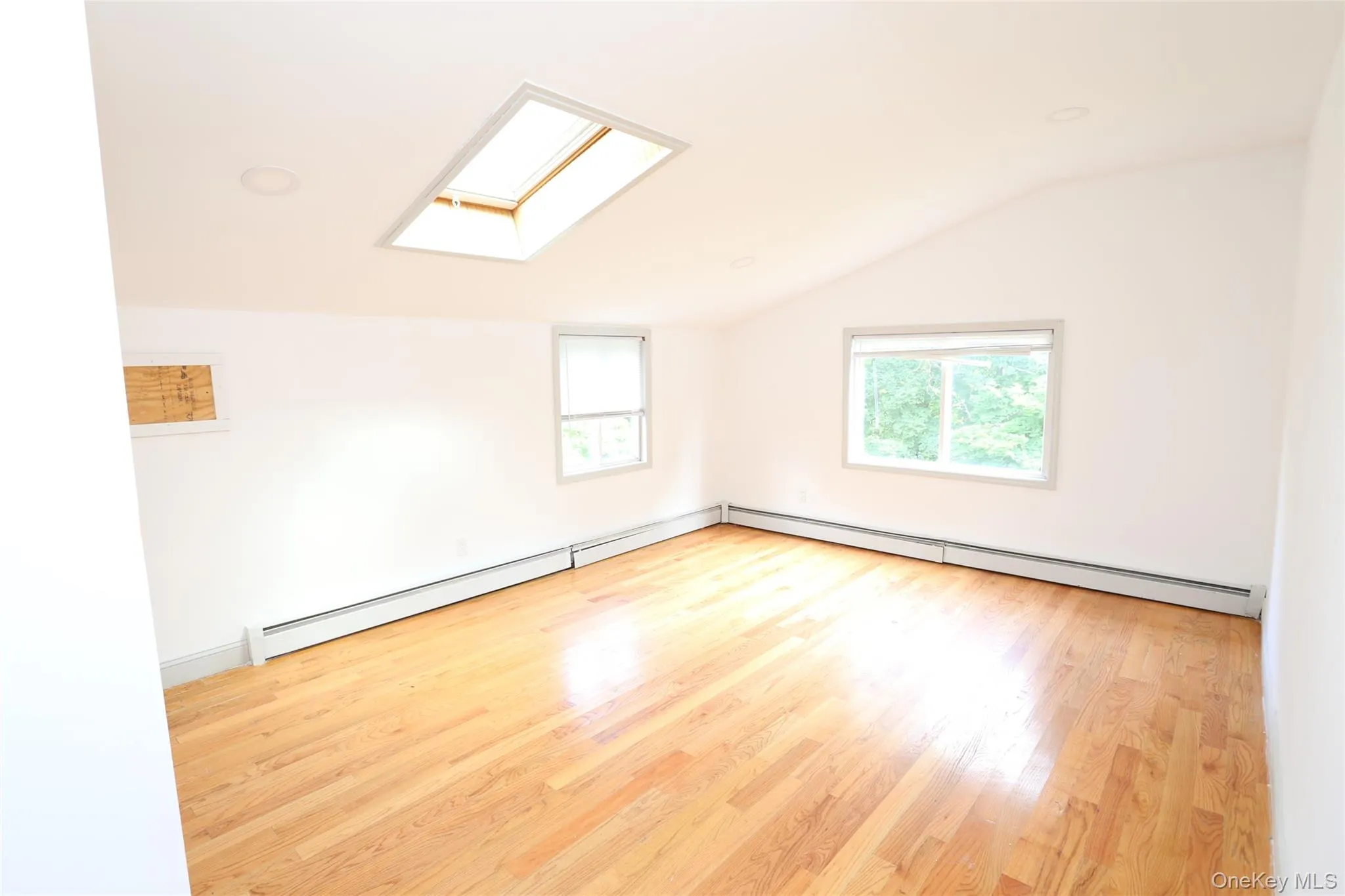 1 Sunset Drive, Ramapo, NY, 7 Bedrooms Bedrooms, 9 Rooms Rooms,3 BathroomsBathrooms,Residential,For Rent,Sunset,0,1036633 1 Sunset Drive, Ramapo, NY, 7 Bedrooms Bedrooms, 9 Rooms Rooms,3 BathroomsBathrooms,Residential,For Rent,Sunset,0,1036633