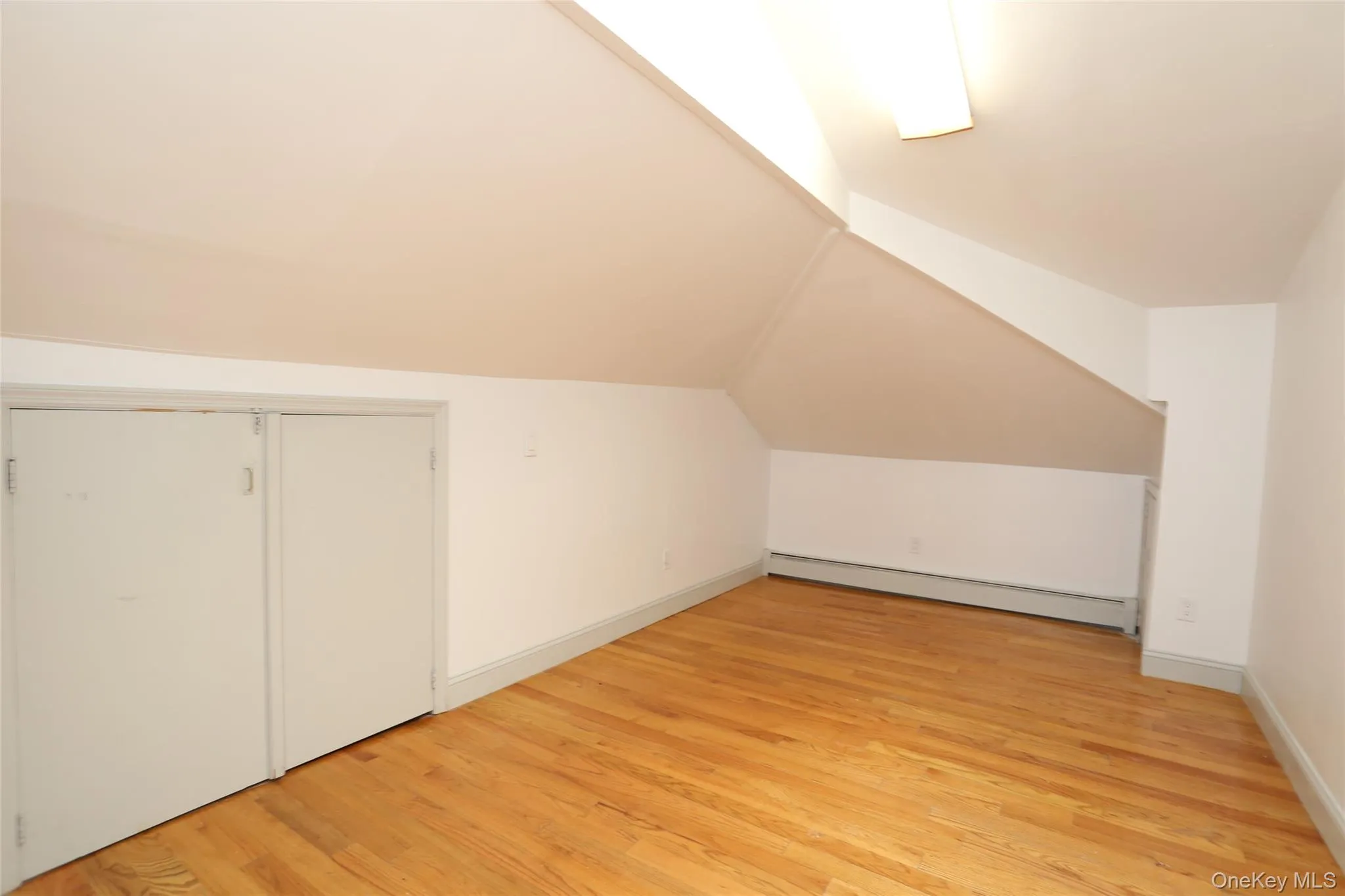 1 Sunset Drive, Ramapo, NY, 7 Bedrooms Bedrooms, 9 Rooms Rooms,3 BathroomsBathrooms,Residential,For Rent,Sunset,0,1036633 1 Sunset Drive, Ramapo, NY, 7 Bedrooms Bedrooms, 9 Rooms Rooms,3 BathroomsBathrooms,Residential,For Rent,Sunset,0,1036633