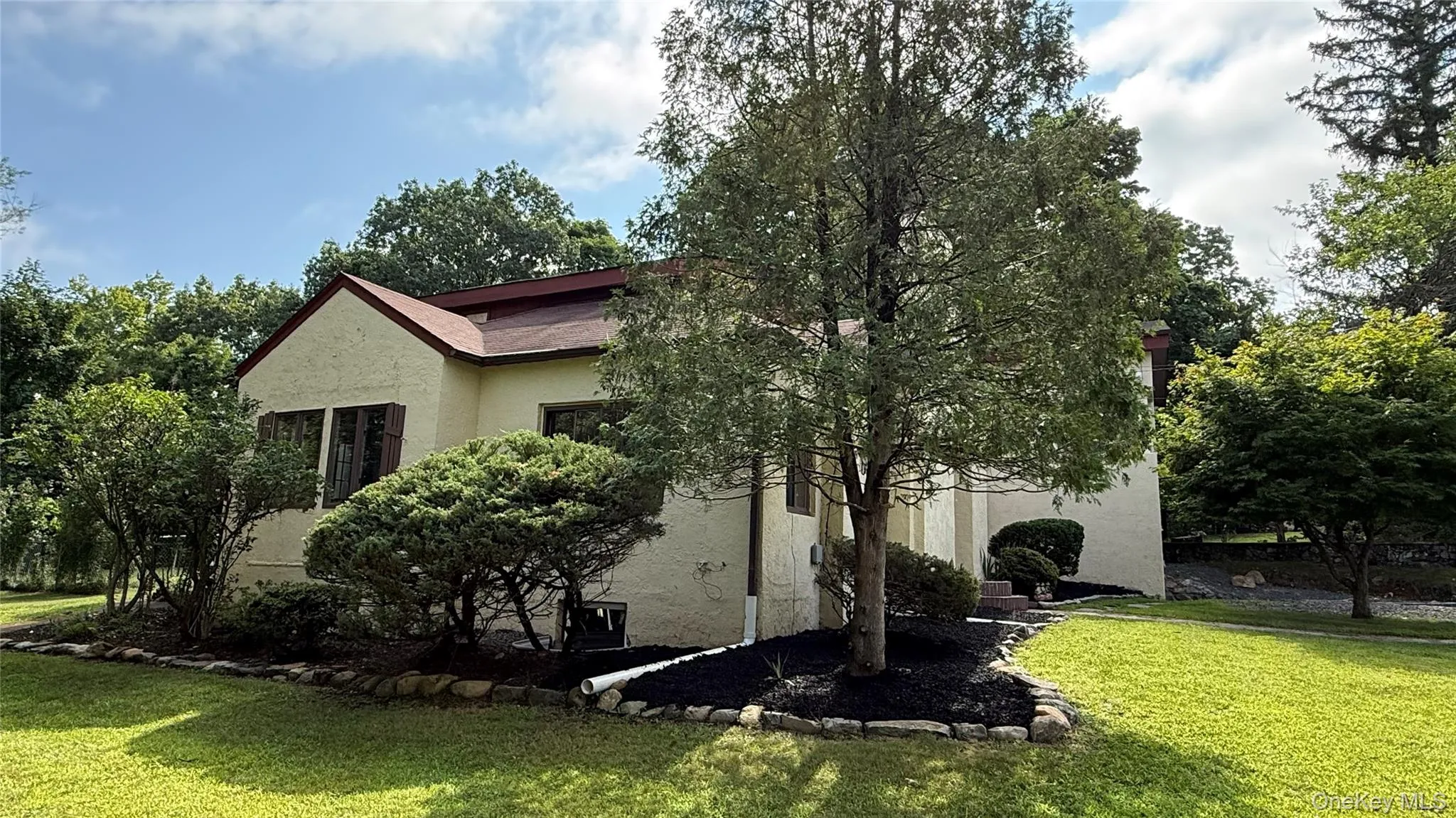 1 Sunset Drive, Ramapo, NY, 7 Bedrooms Bedrooms, 9 Rooms Rooms,3 BathroomsBathrooms,Residential,For Rent,Sunset,0,1036633 1 Sunset Drive, Ramapo, NY, 7 Bedrooms Bedrooms, 9 Rooms Rooms,3 BathroomsBathrooms,Residential,For Rent,Sunset,0,1036633
