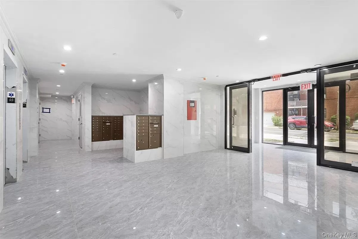 65-18 Austin Street, New York, NY, 2 Bedrooms Bedrooms, 5 Rooms Rooms,2 BathroomsBathrooms,Residential Lease,For Rent,Austin,0,1036636 65-18 Austin Street, New York, NY, 2 Bedrooms Bedrooms, 5 Rooms Rooms,2 BathroomsBathrooms,Residential Lease,For Rent,Austin,0,1036636