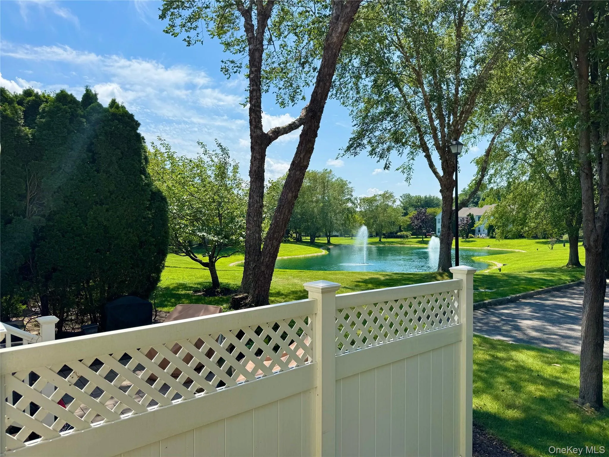 43 Commodore Circle, Brookhaven, NY, 2 Bedrooms Bedrooms, 5 Rooms Rooms,2 BathroomsBathrooms,Residential,For Rent,Commodore Circle,0,1036637 43 Commodore Circle, Brookhaven, NY, 2 Bedrooms Bedrooms, 5 Rooms Rooms,2 BathroomsBathrooms,Residential,For Rent,Commodore Circle,0,1036637