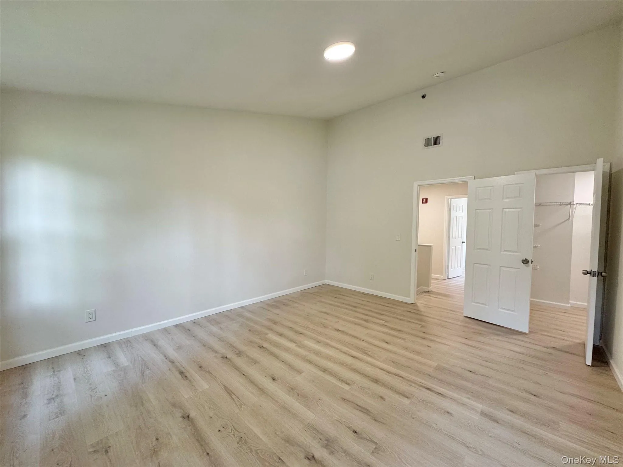 43 Commodore Circle, Brookhaven, NY, 2 Bedrooms Bedrooms, 5 Rooms Rooms,2 BathroomsBathrooms,Residential,For Rent,Commodore Circle,0,1036637 43 Commodore Circle, Brookhaven, NY, 2 Bedrooms Bedrooms, 5 Rooms Rooms,2 BathroomsBathrooms,Residential,For Rent,Commodore Circle,0,1036637