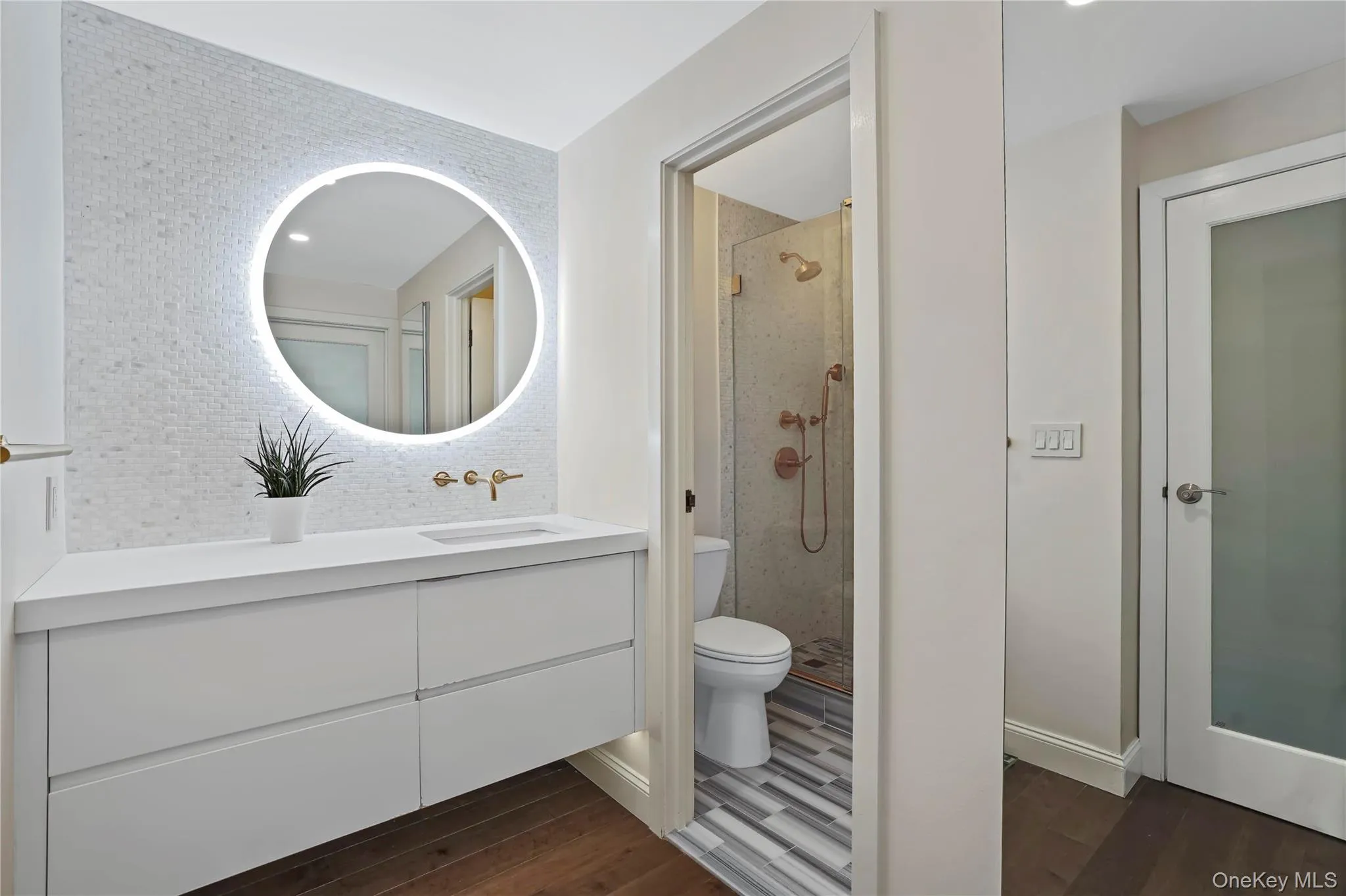 Newly renovated bath Newly renovated bath