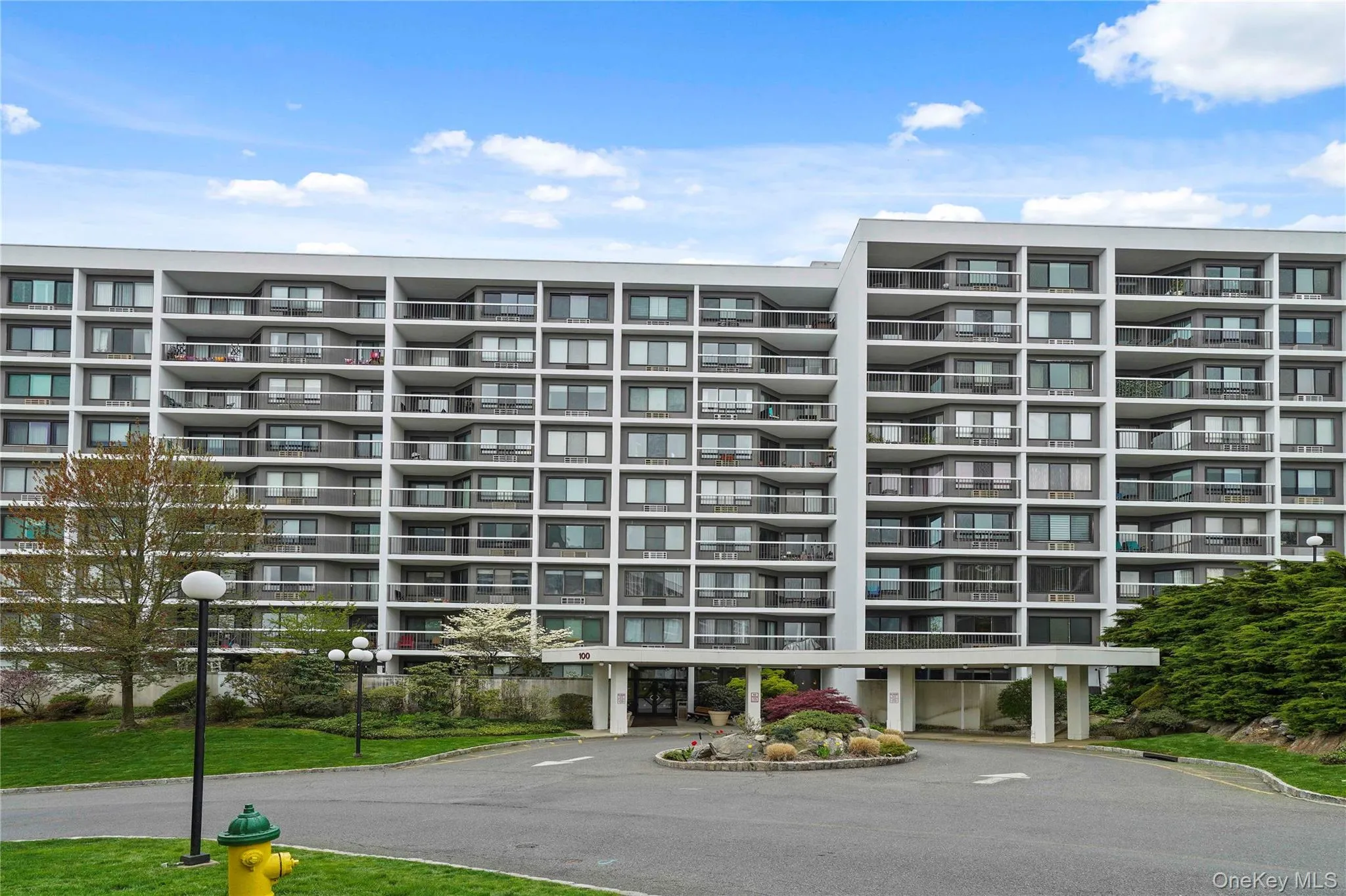 100 High Point, Greenburgh, NY, 1 Bedroom Bedrooms, 4 Rooms Rooms,1 BathroomBathrooms,Residential,For Rent,High Point,0,1036643 100 High Point, Greenburgh, NY, 1 Bedroom Bedrooms, 4 Rooms Rooms,1 BathroomBathrooms,Residential,For Rent,High Point,0,1036643