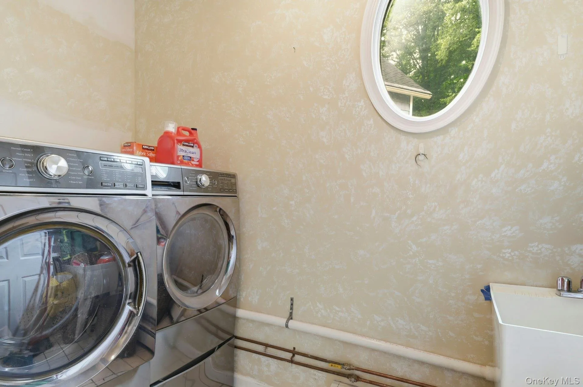 225 Oyster Bay Road, Oyster Bay, NY, 5 Bedrooms Bedrooms, 12 Rooms Rooms,5 BathroomsBathrooms,Residential Lease,For Rent,Oyster Bay,0,1036644 225 Oyster Bay Road, Oyster Bay, NY, 5 Bedrooms Bedrooms, 12 Rooms Rooms,5 BathroomsBathrooms,Residential Lease,For Rent,Oyster Bay,0,1036644