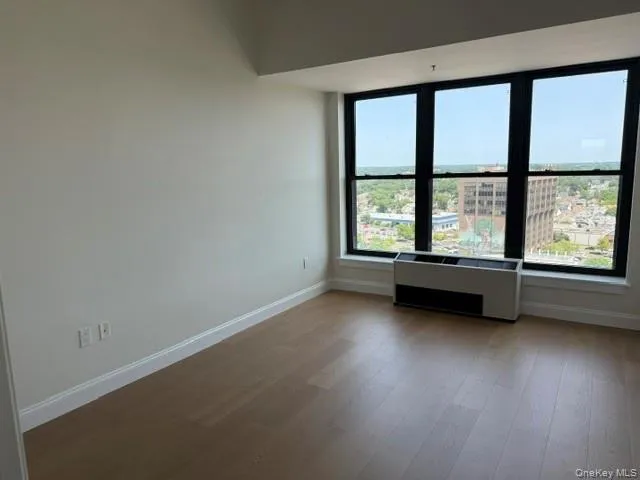 100 New Roc City Place, New Rochelle, NY, 1 Bedroom Bedrooms, 3 Rooms Rooms,1 BathroomBathrooms,Residential,For Rent,New Roc City,0,1036651 100 New Roc City Place, New Rochelle, NY, 1 Bedroom Bedrooms, 3 Rooms Rooms,1 BathroomBathrooms,Residential,For Rent,New Roc City,0,1036651