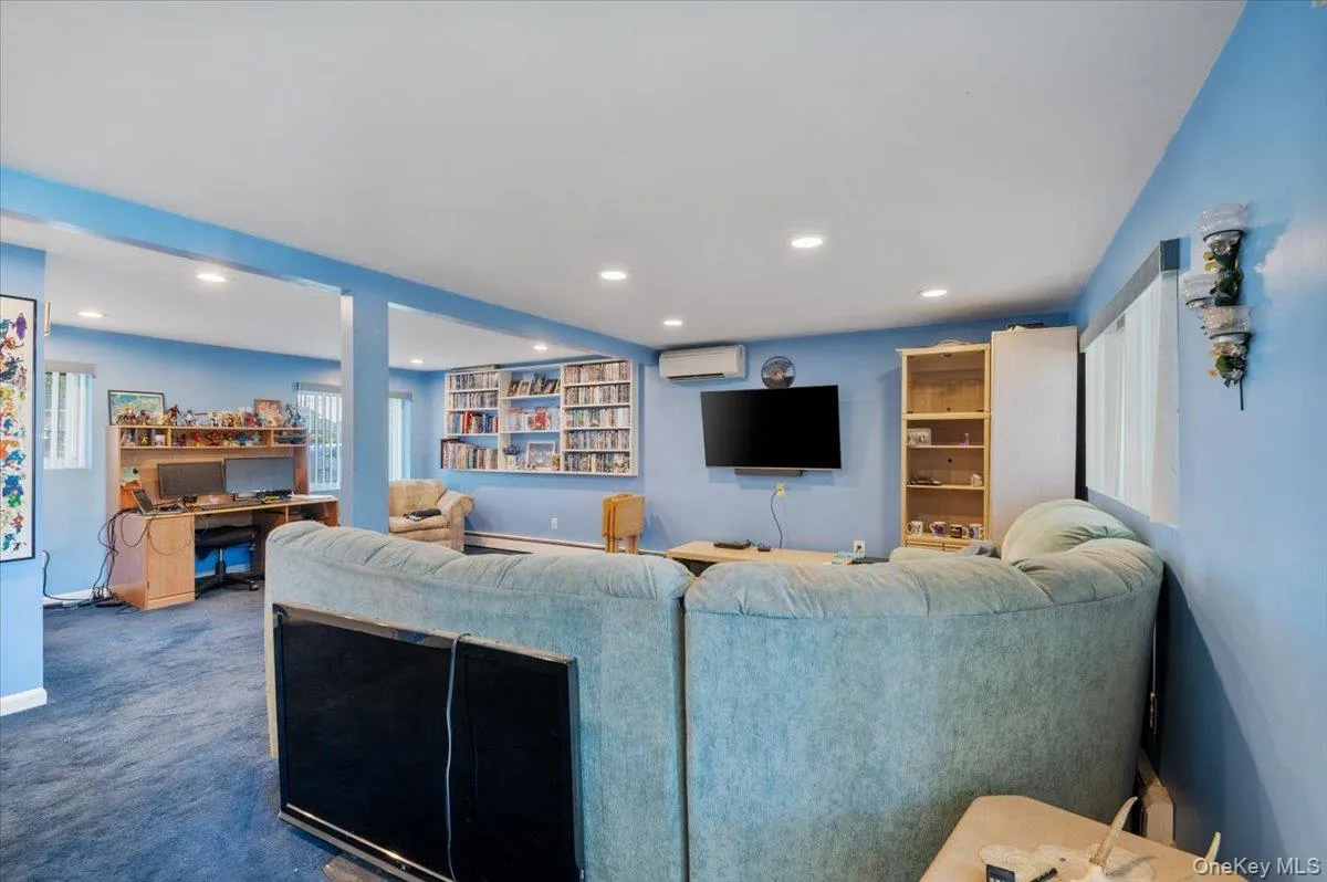 369 Central Avenue, Babylon, NY, 3 Bedrooms Bedrooms, 8 Rooms Rooms,2 BathroomsBathrooms,Residential,For Rent,Central,0,1036653 369 Central Avenue, Babylon, NY, 3 Bedrooms Bedrooms, 8 Rooms Rooms,2 BathroomsBathrooms,Residential,For Rent,Central,0,1036653